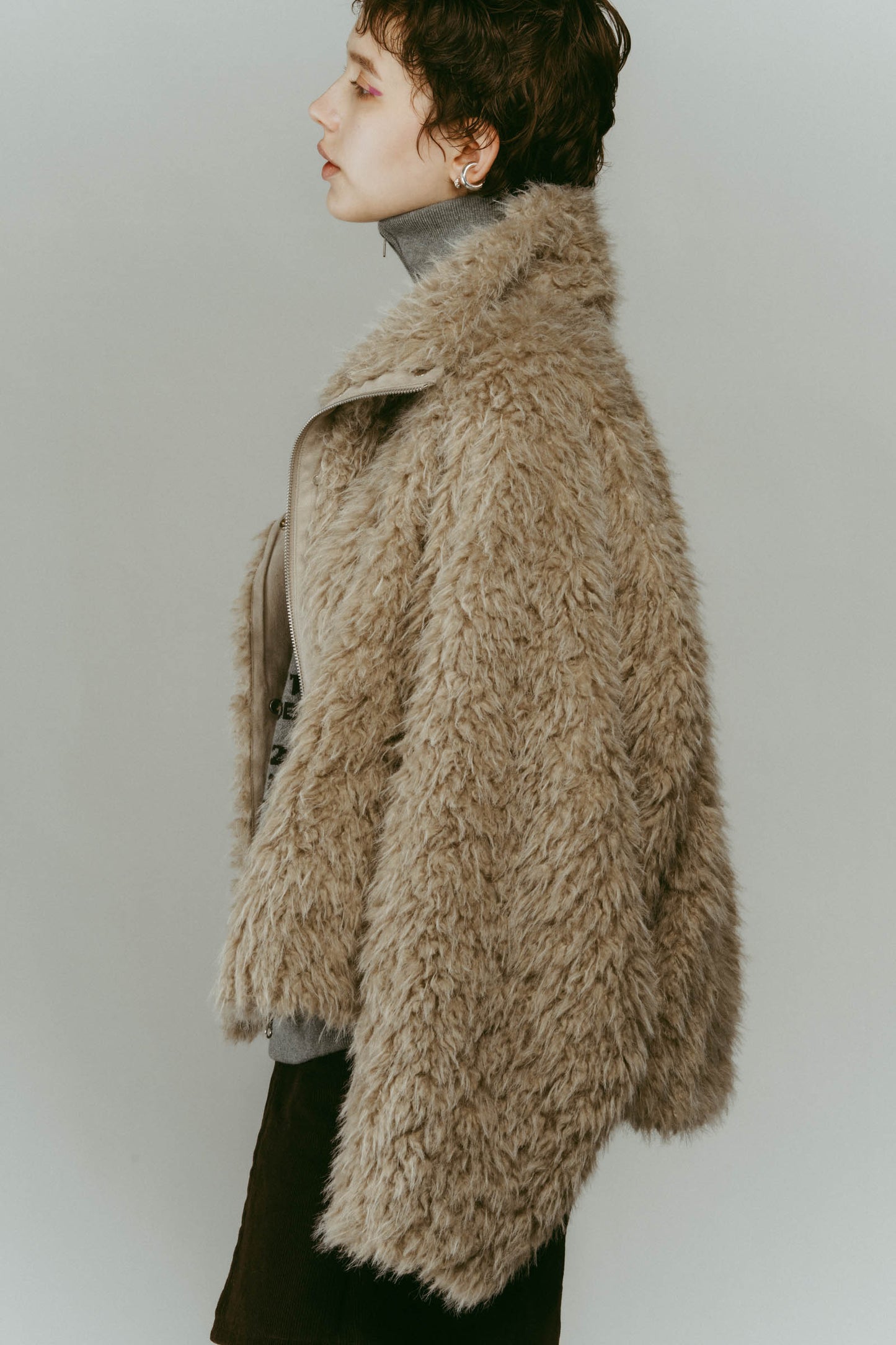 shaggy stand collar coat/ivory