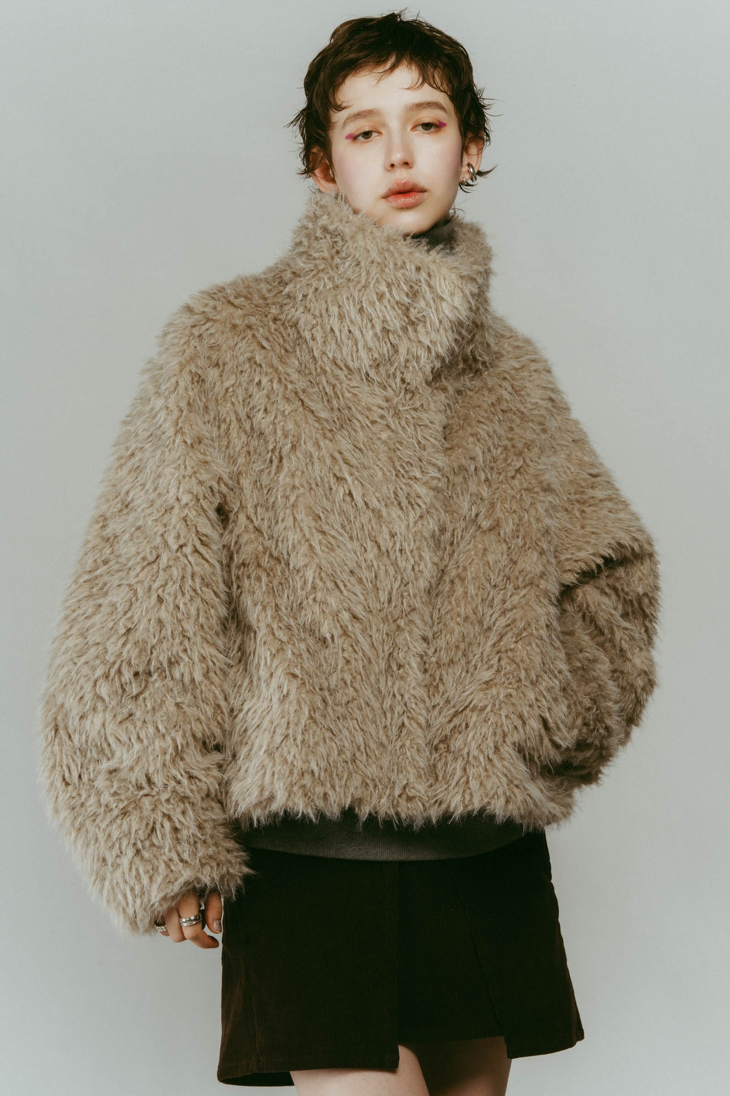 shaggy stand collar coat/ivory
