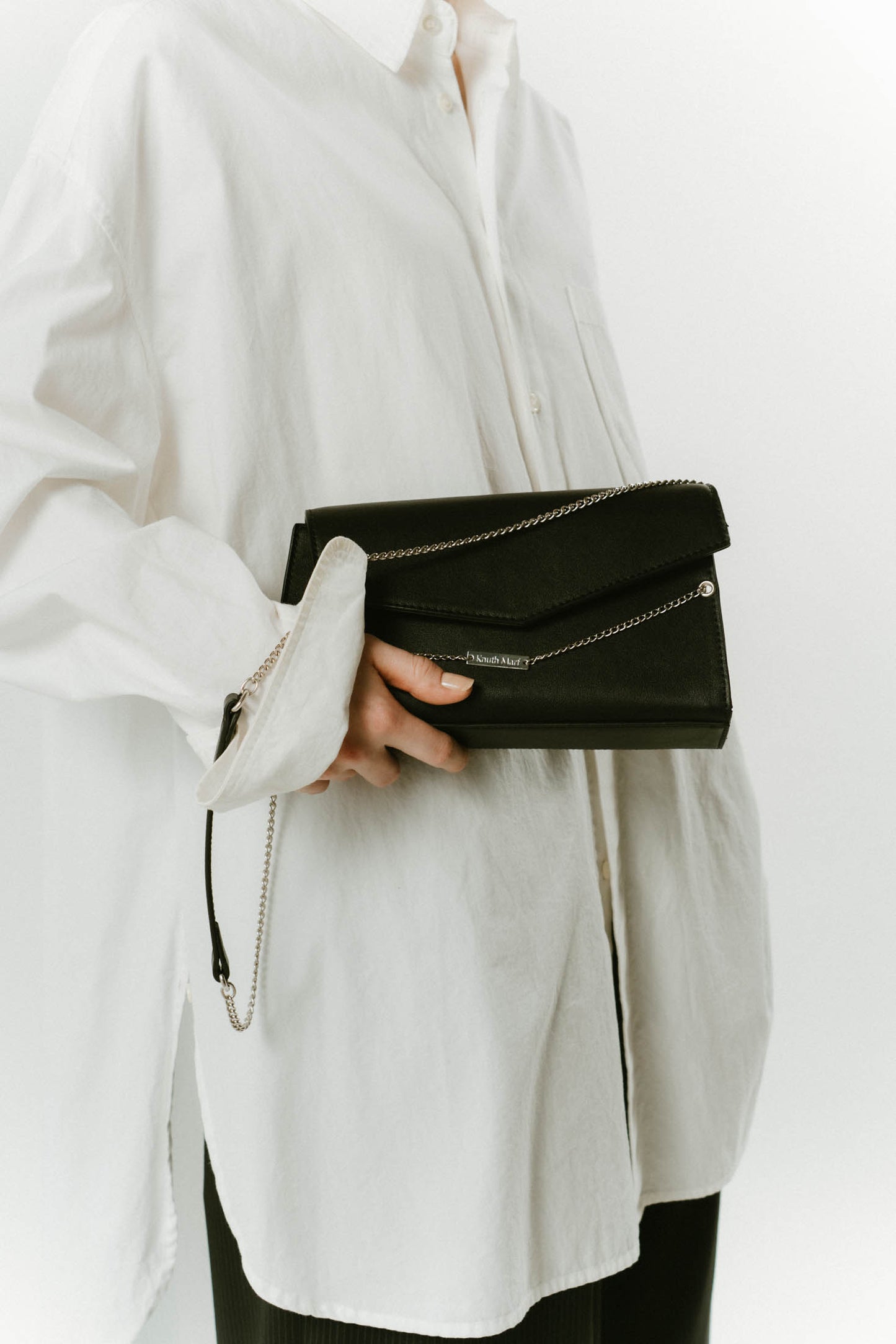 metal chain deformed bag/black