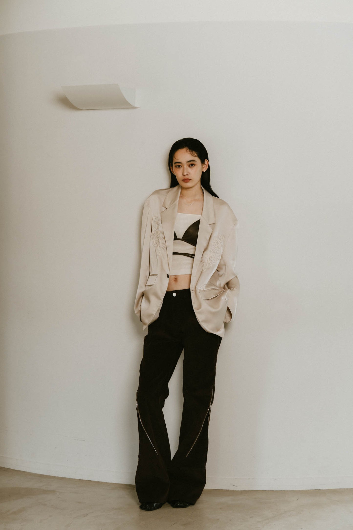 embroidered satin jacket/ivory