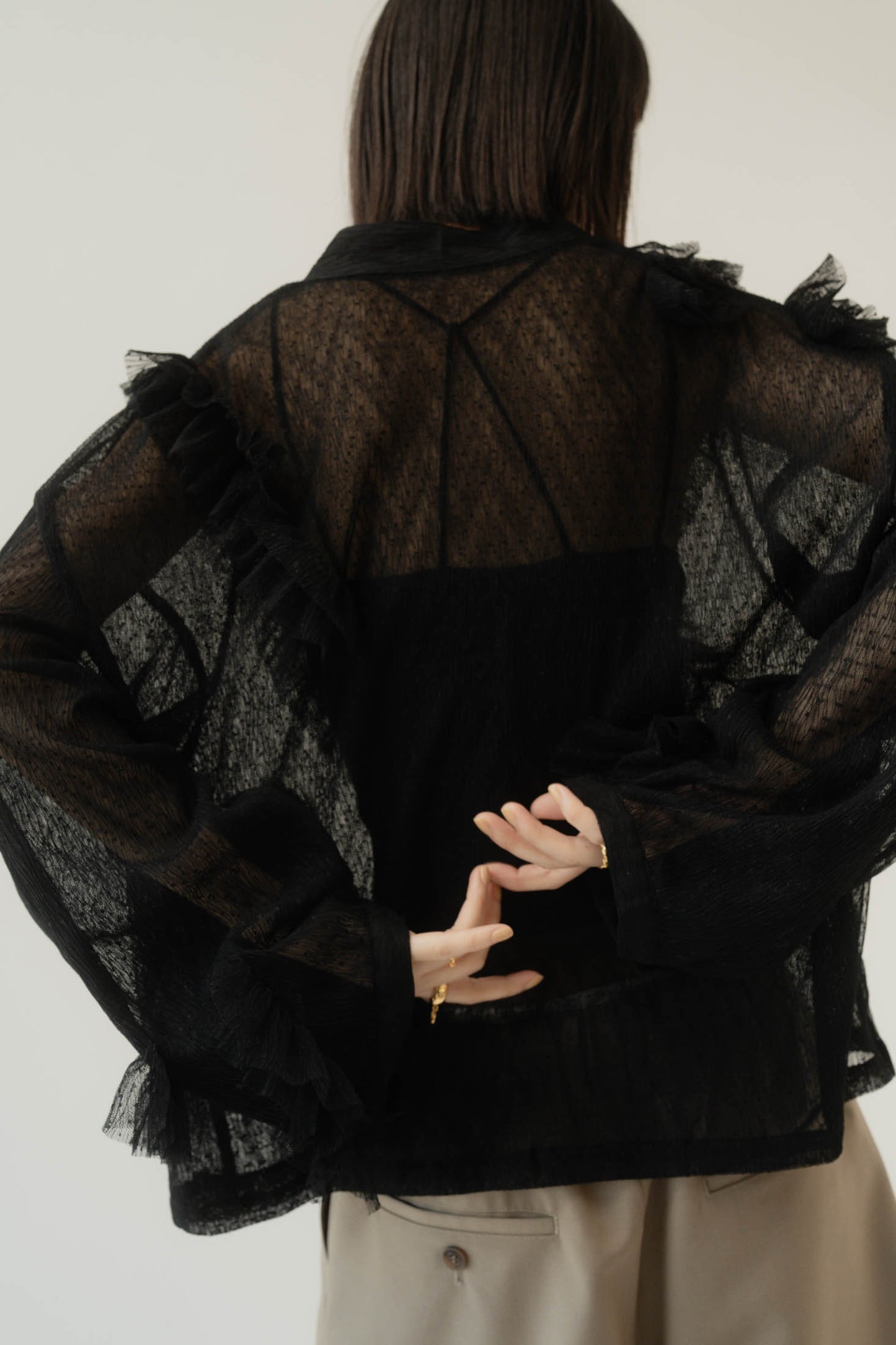 tulle design blouse/black