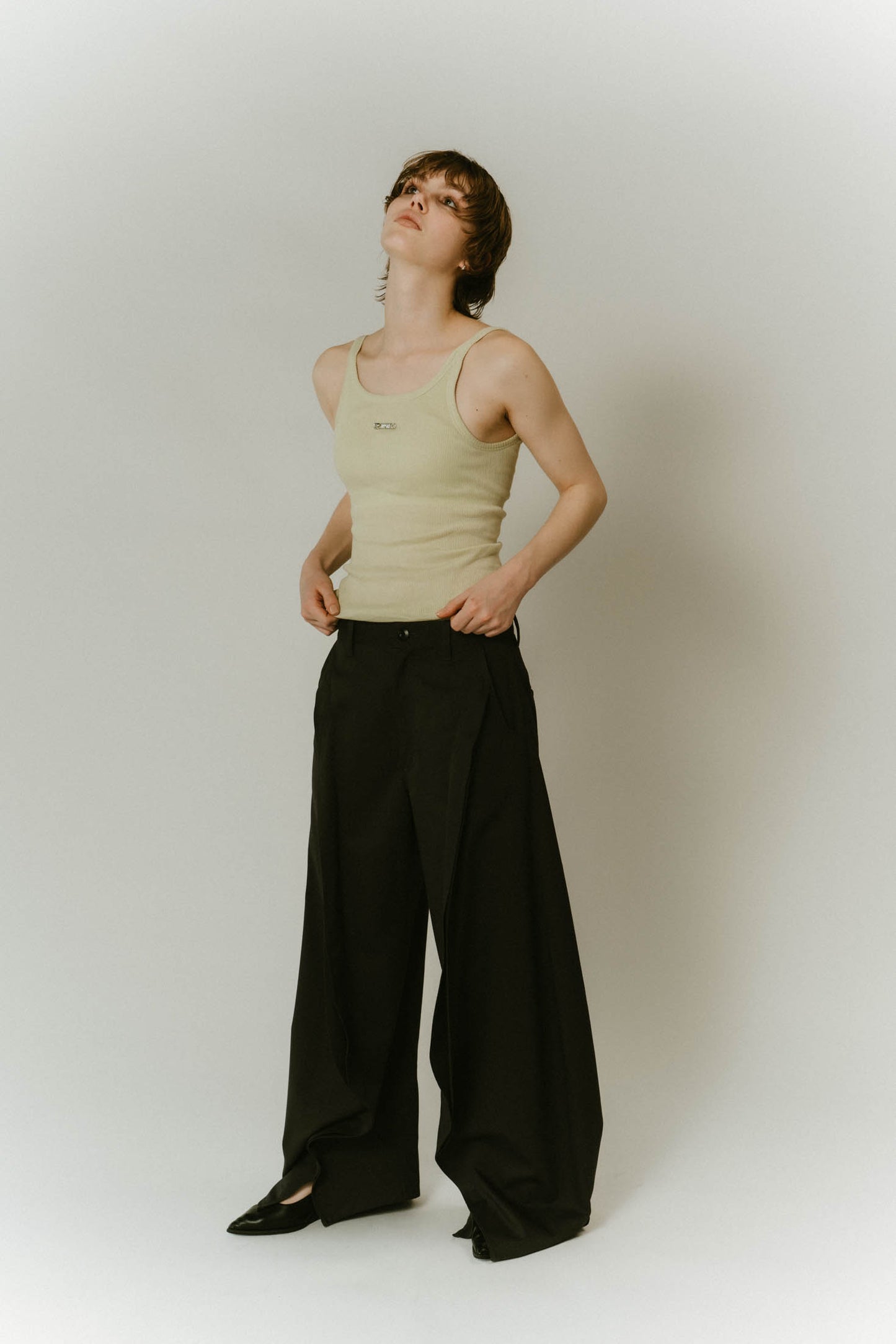 cap in rib tank top/gray,lime