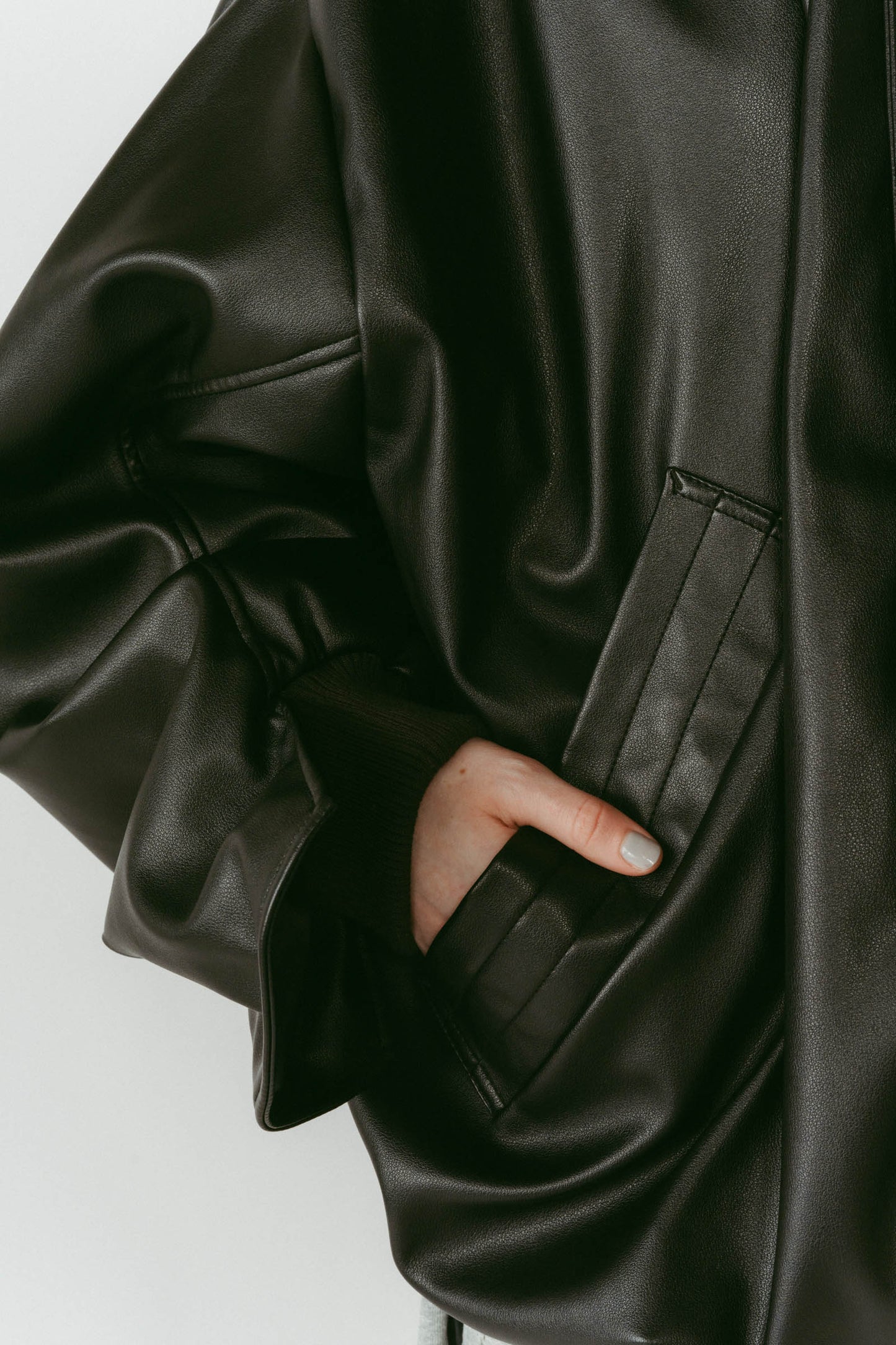 voluminous leather jacket(unisex)/black