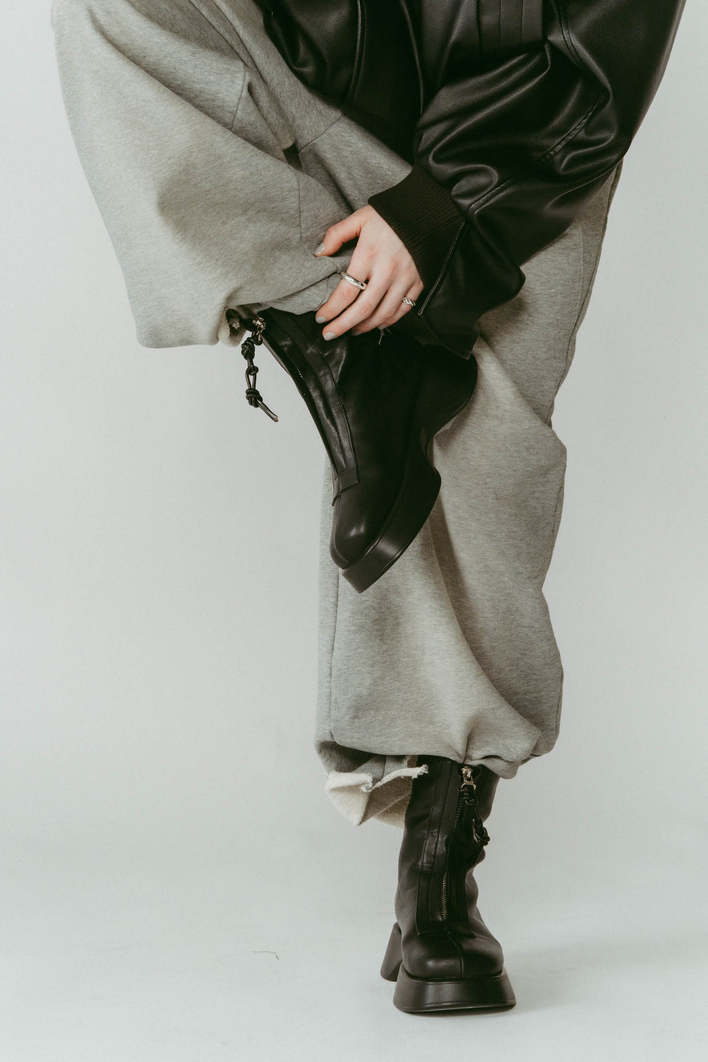 front zip platform boots/2color