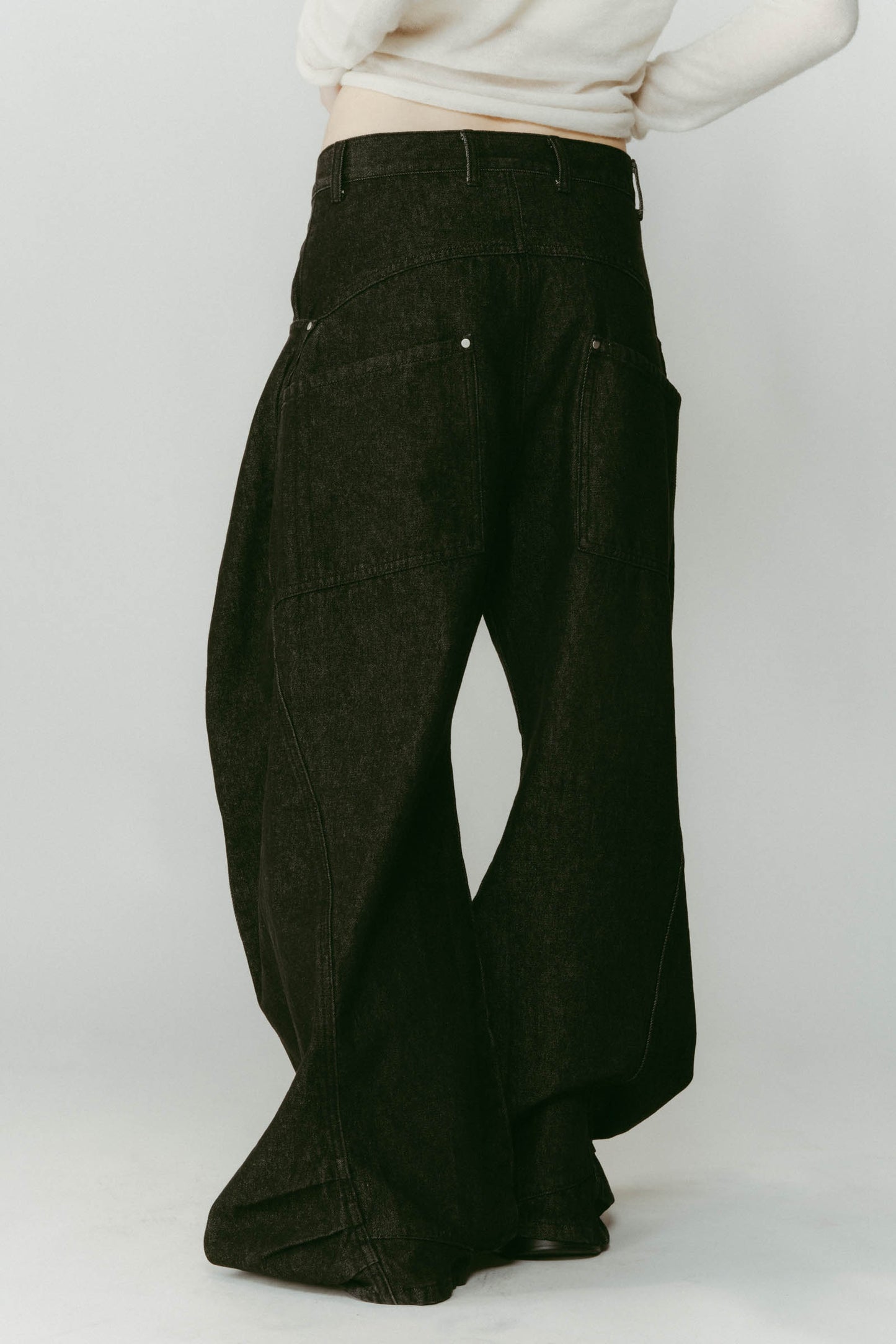 tuck design denim pants/denimblack