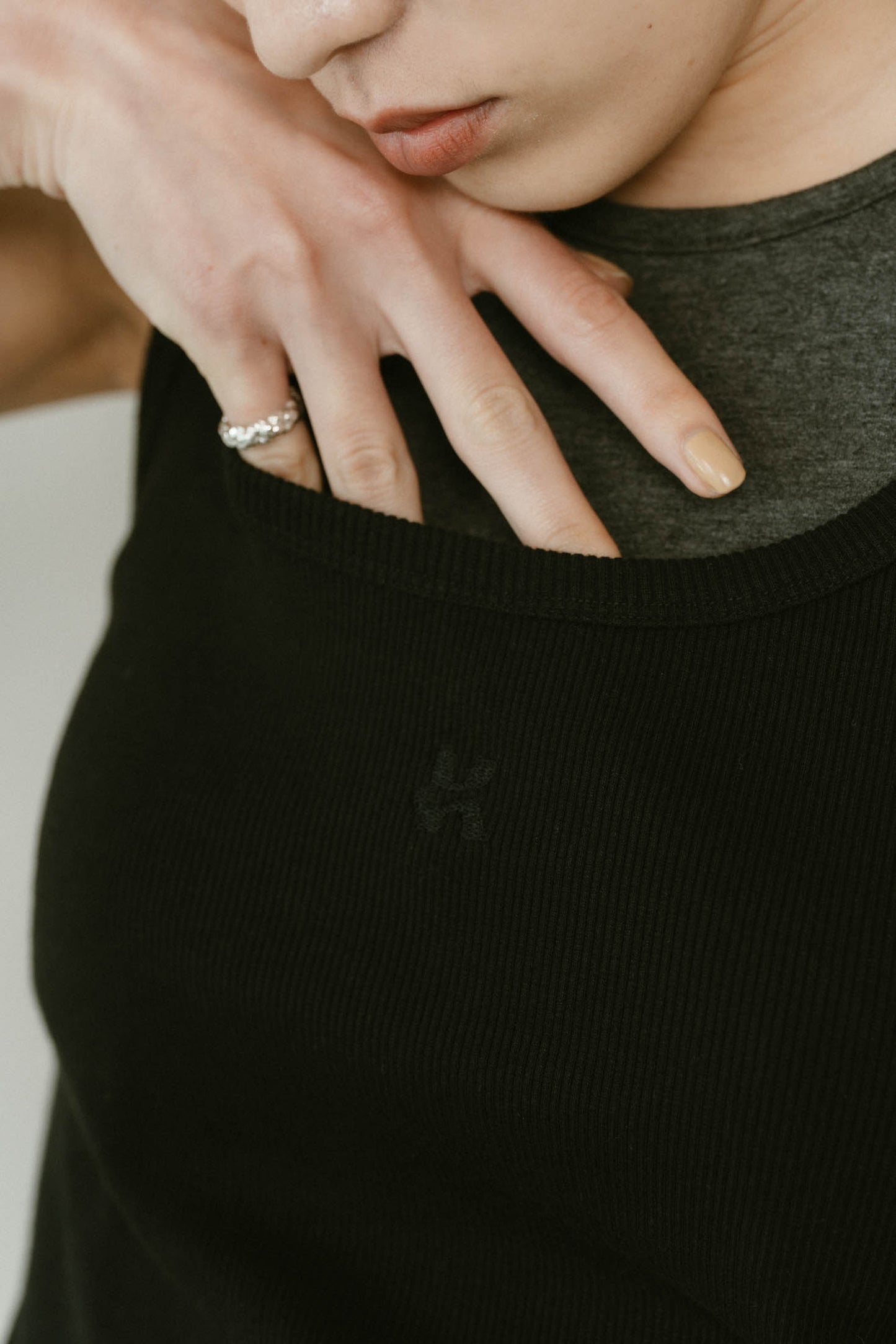 2piece layered logo tank top/3color