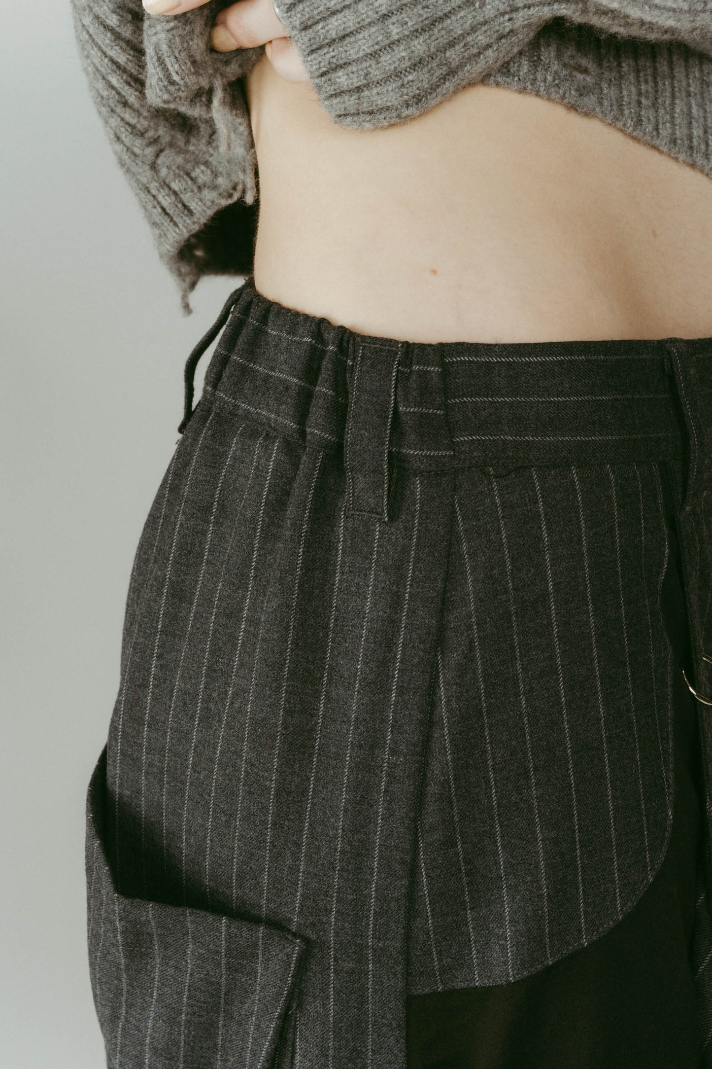 pierced drape pants(unisex)/stripegray