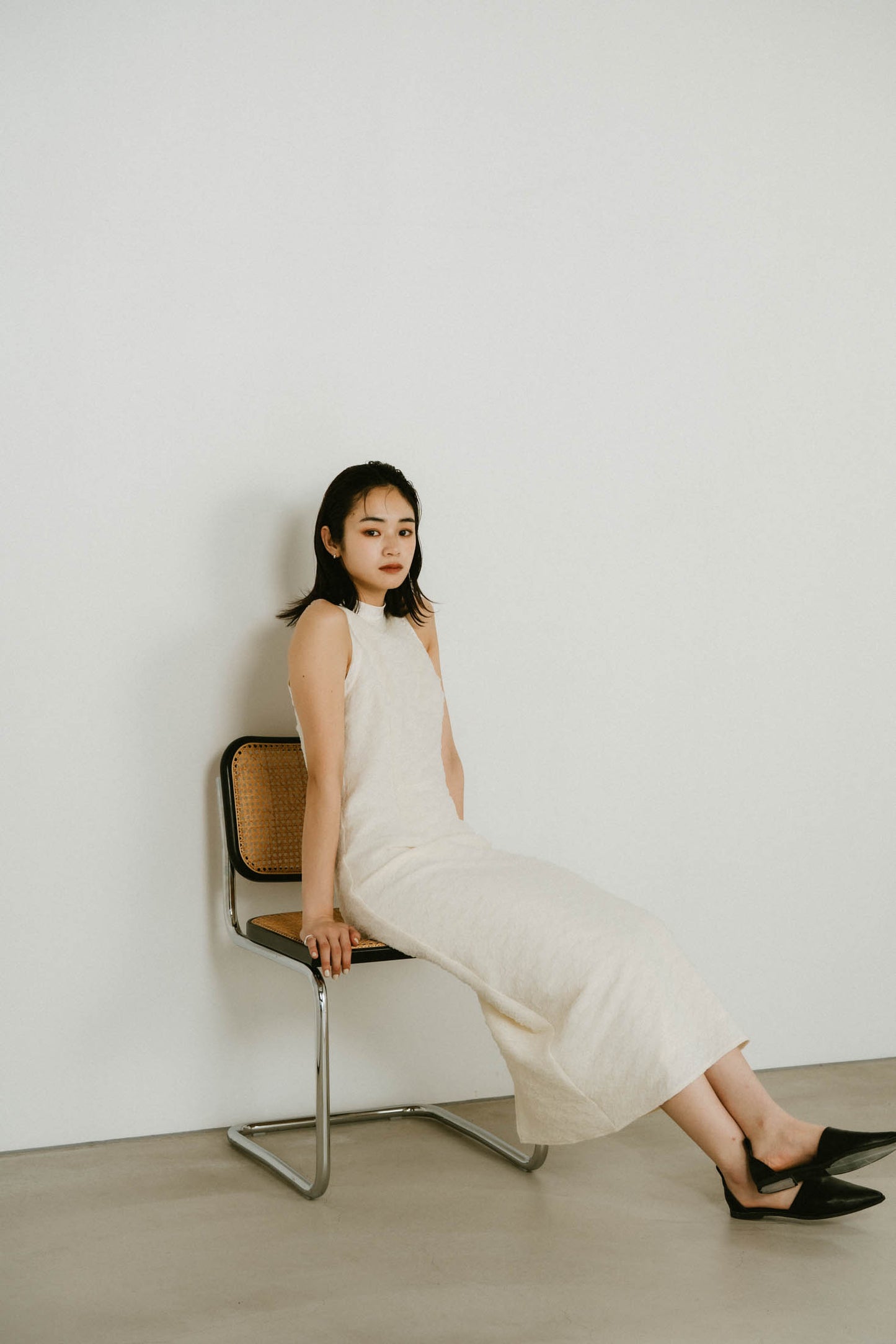 halter neck one piece/ivory