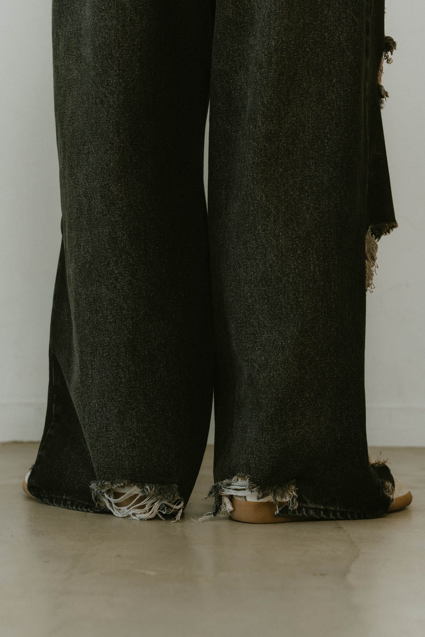 damage denim pants(unisex)/blackwhite