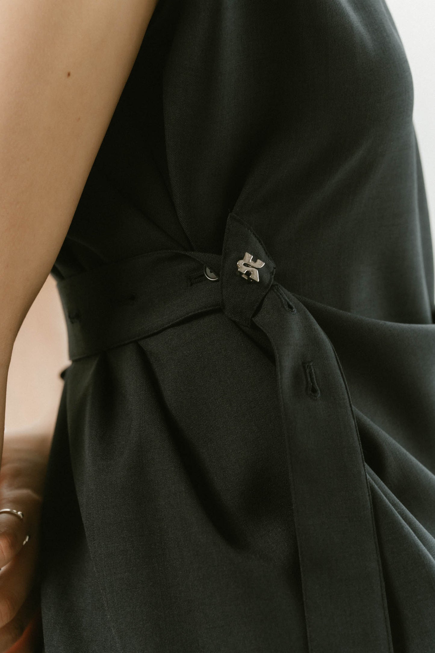 2way asymmetry blouse/2color
