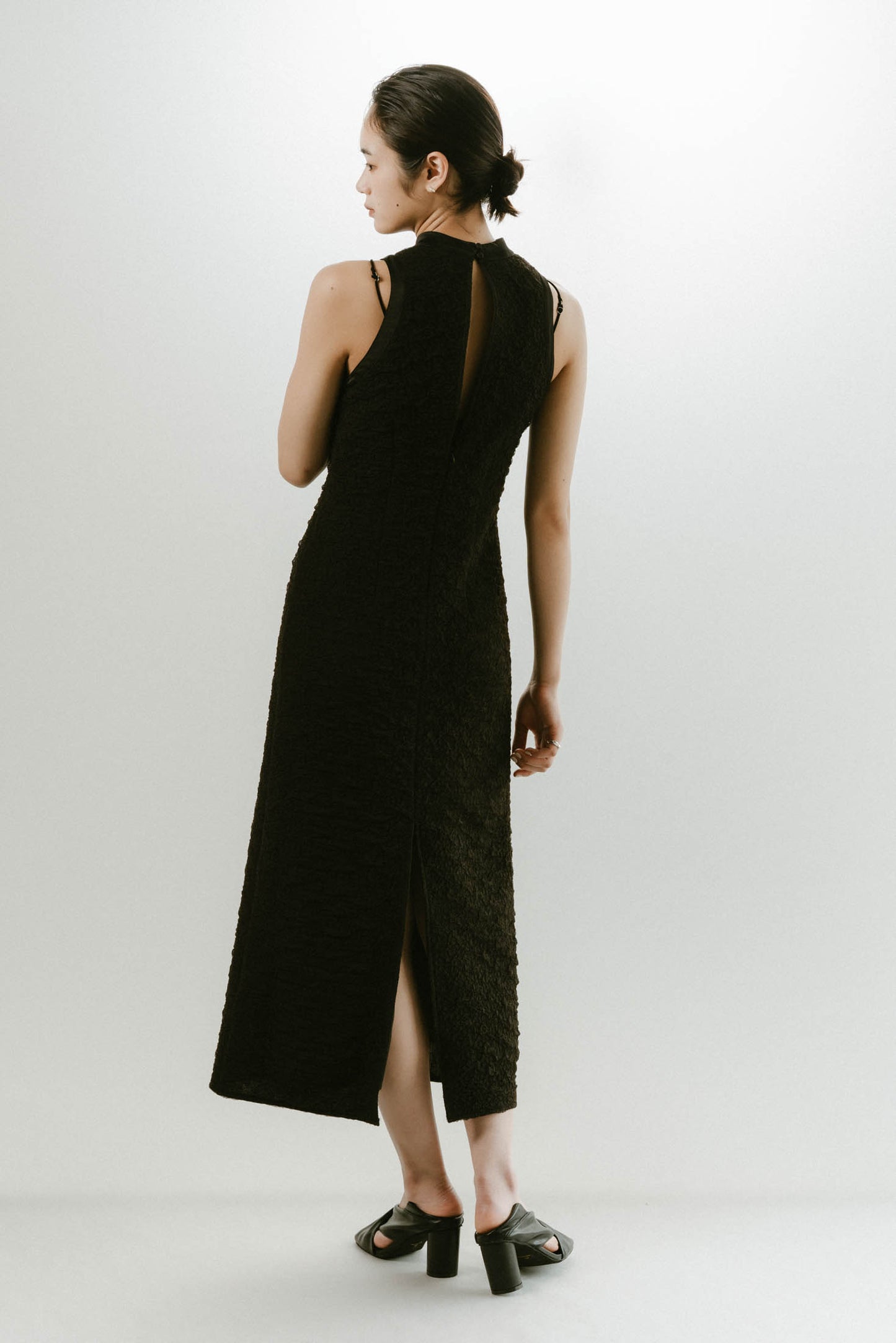halter neck one piece/black