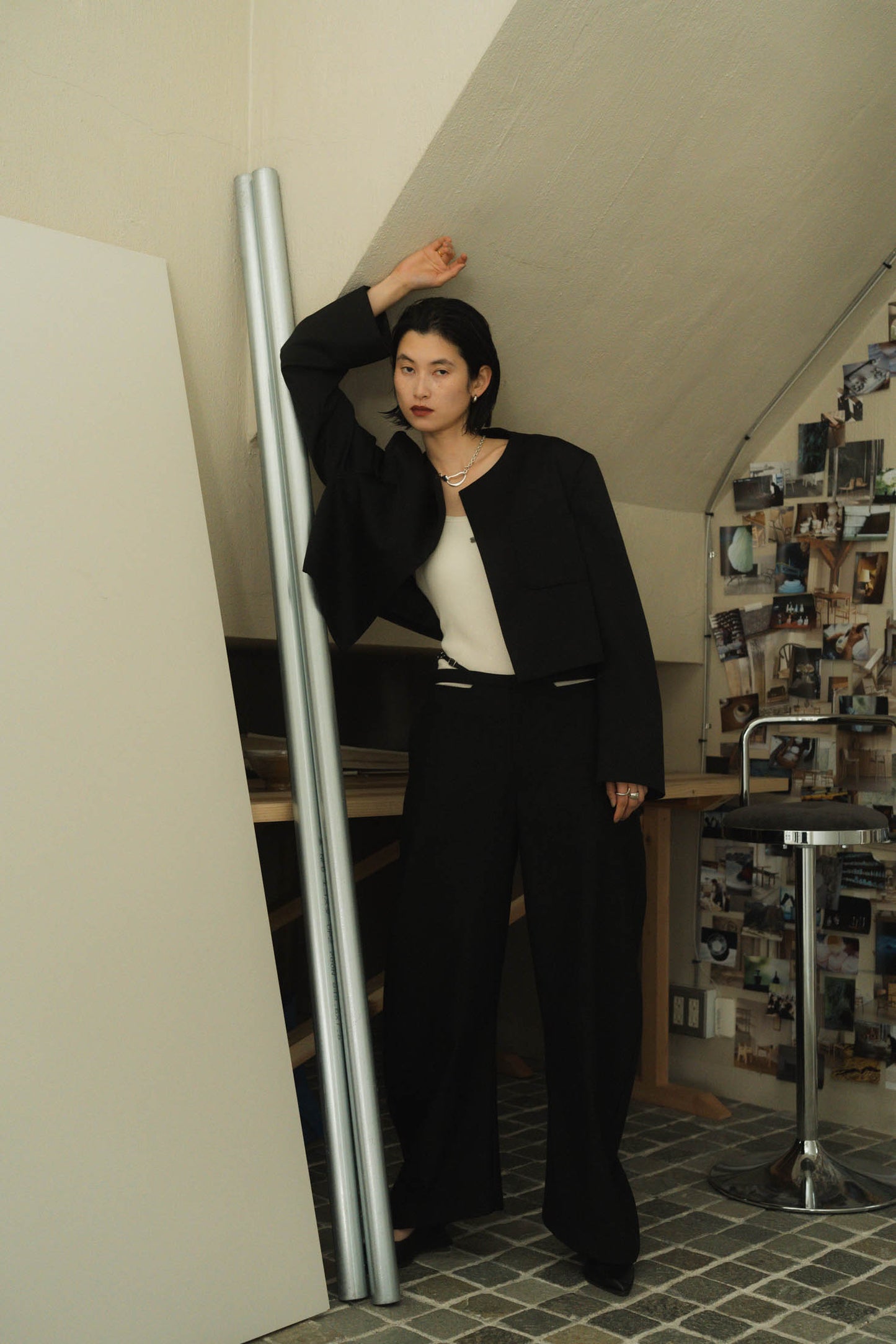 collarless jacket/black