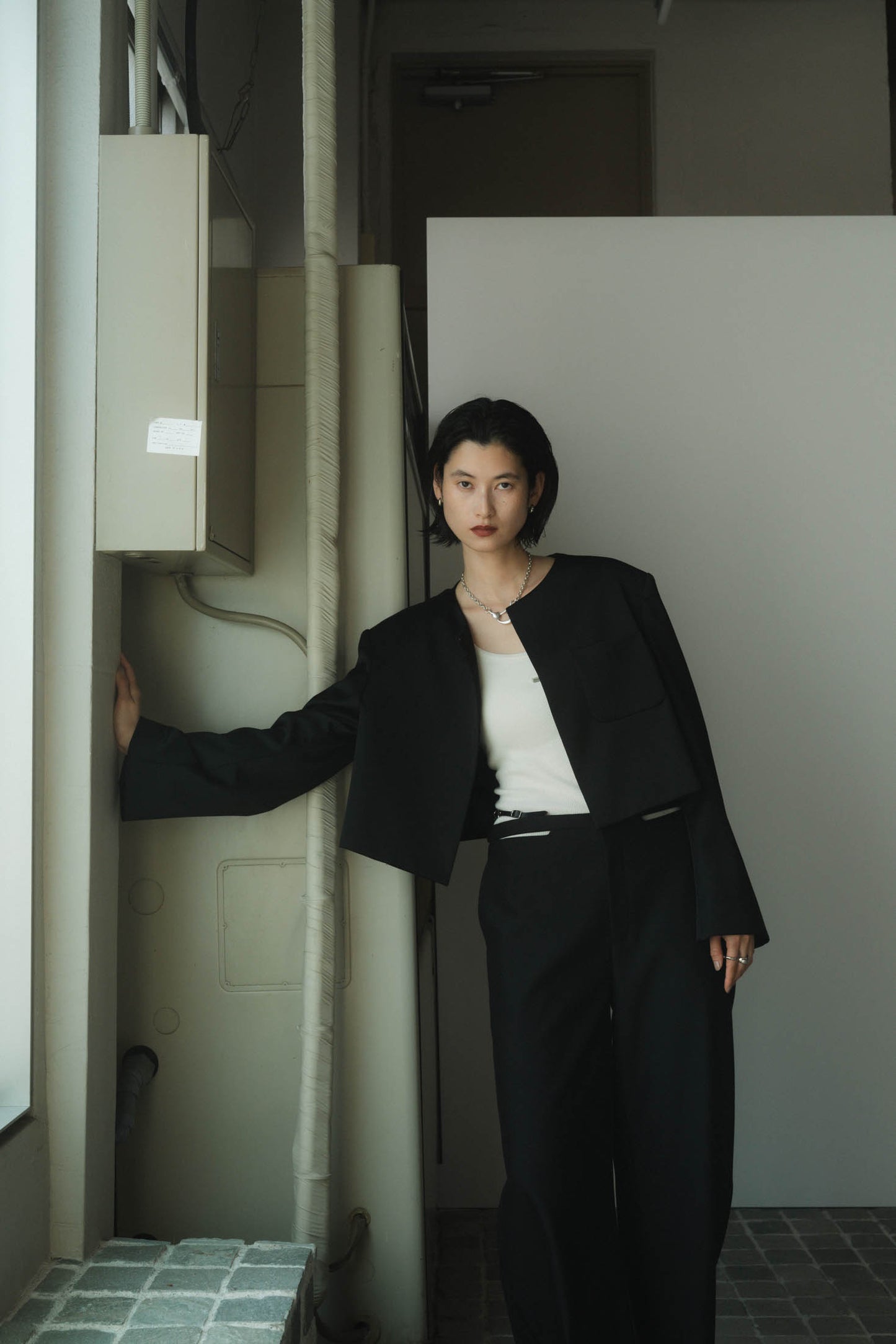 collarless jacket/black