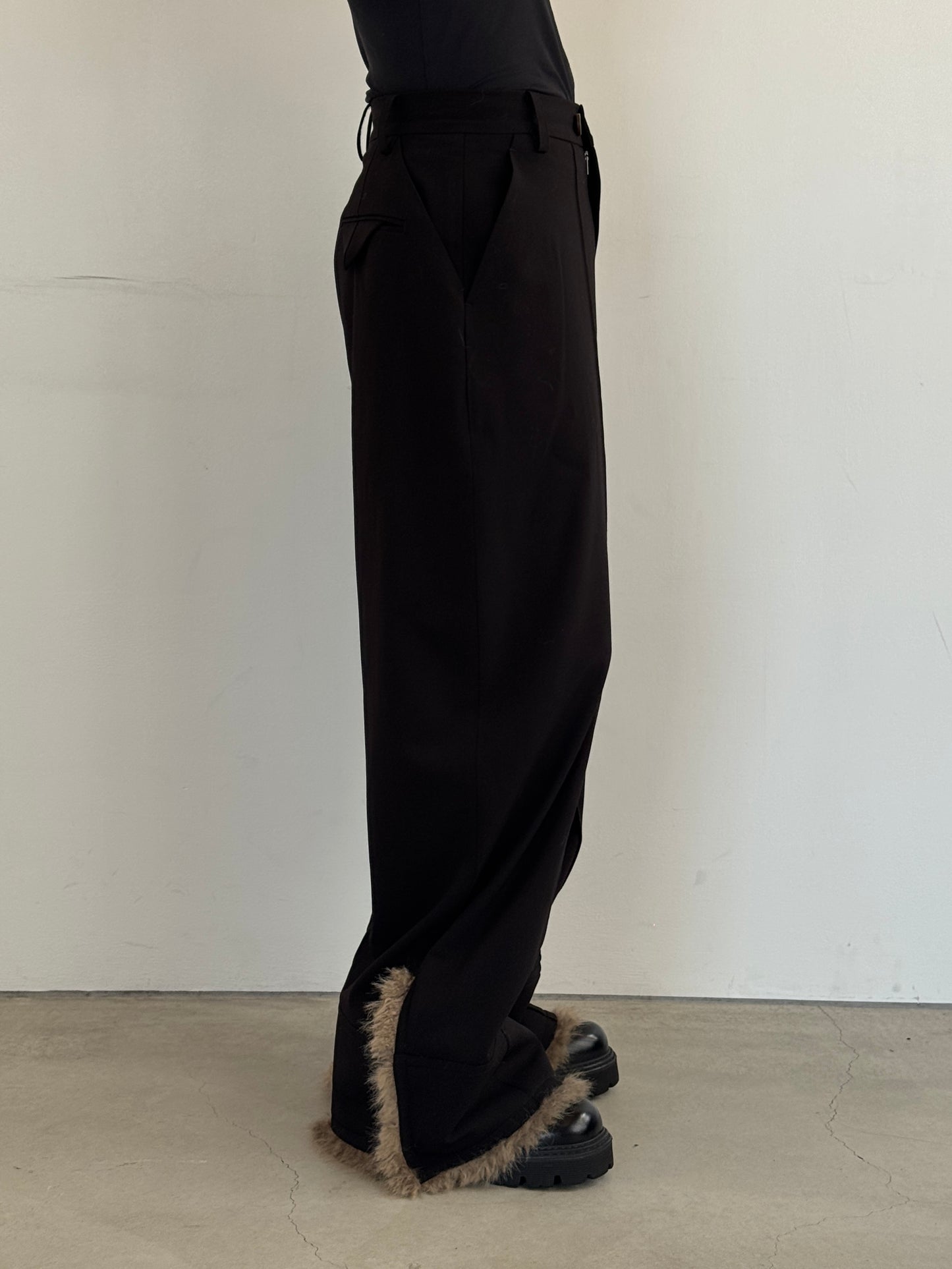 (仮商品名)スラックスファーパンツ(unisex)/blackfur
