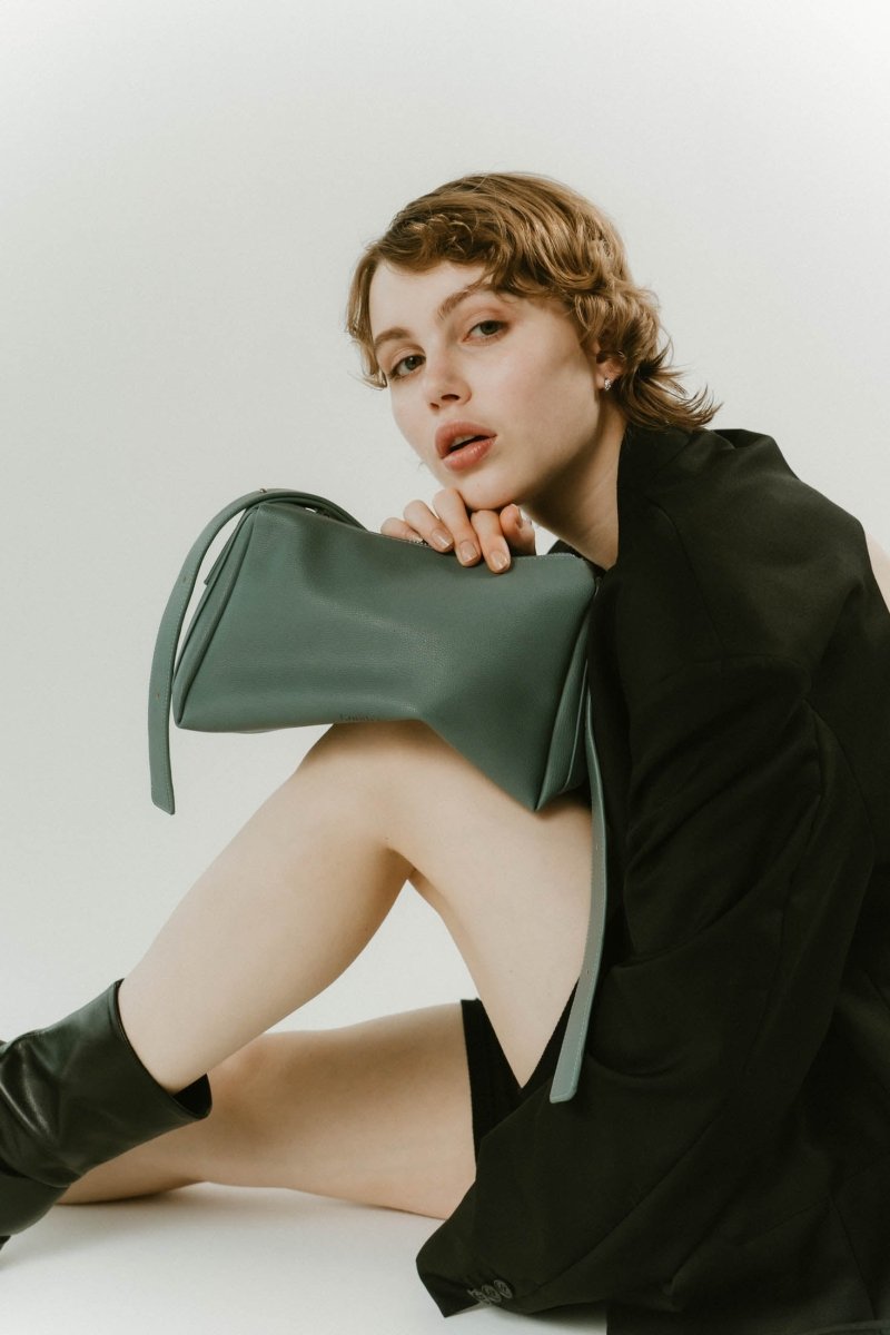 button studs shoulder bag/2color - KNUTH MARF