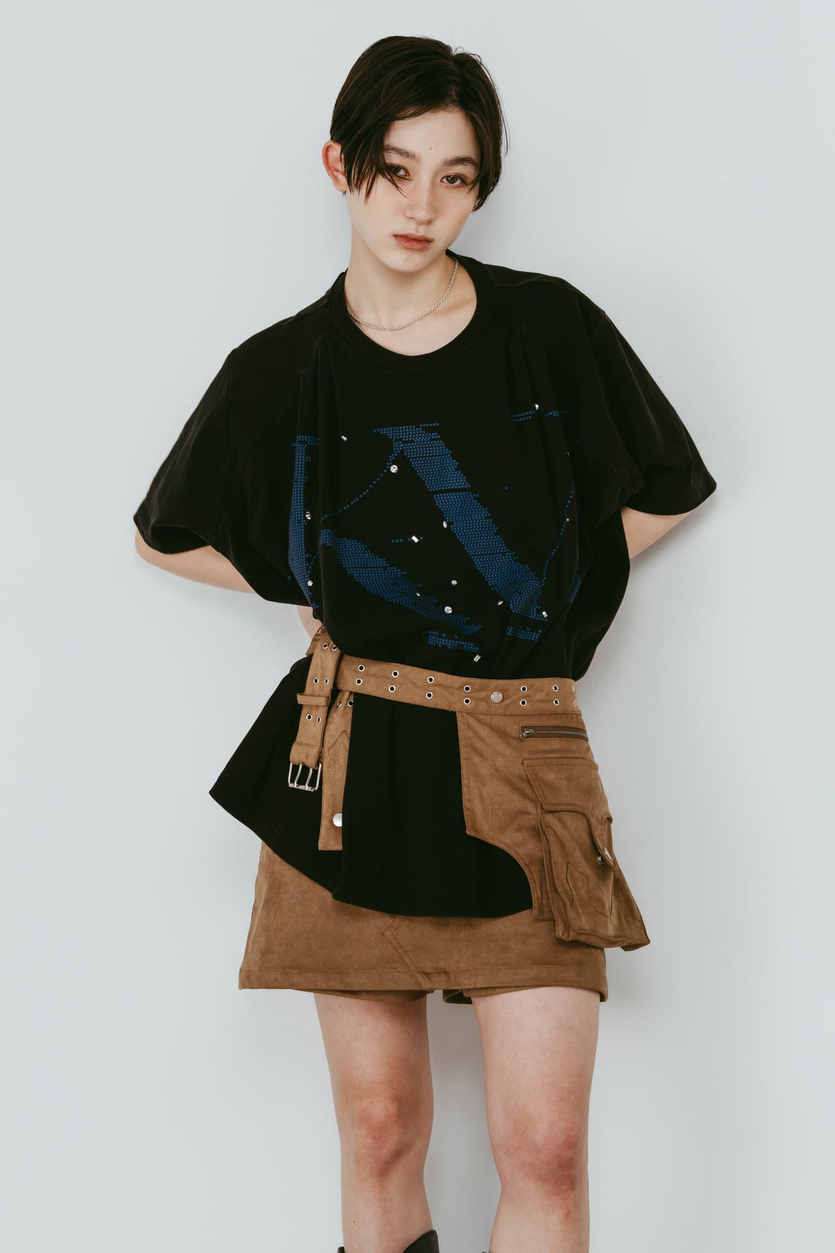 tuck detail oversized tee(unisex)/black