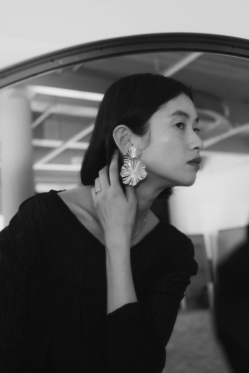 large flower earrings - KNUTH MARF