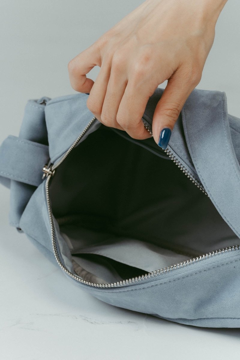 rectangle suede shoulder bag/2color - KNUTH MARF