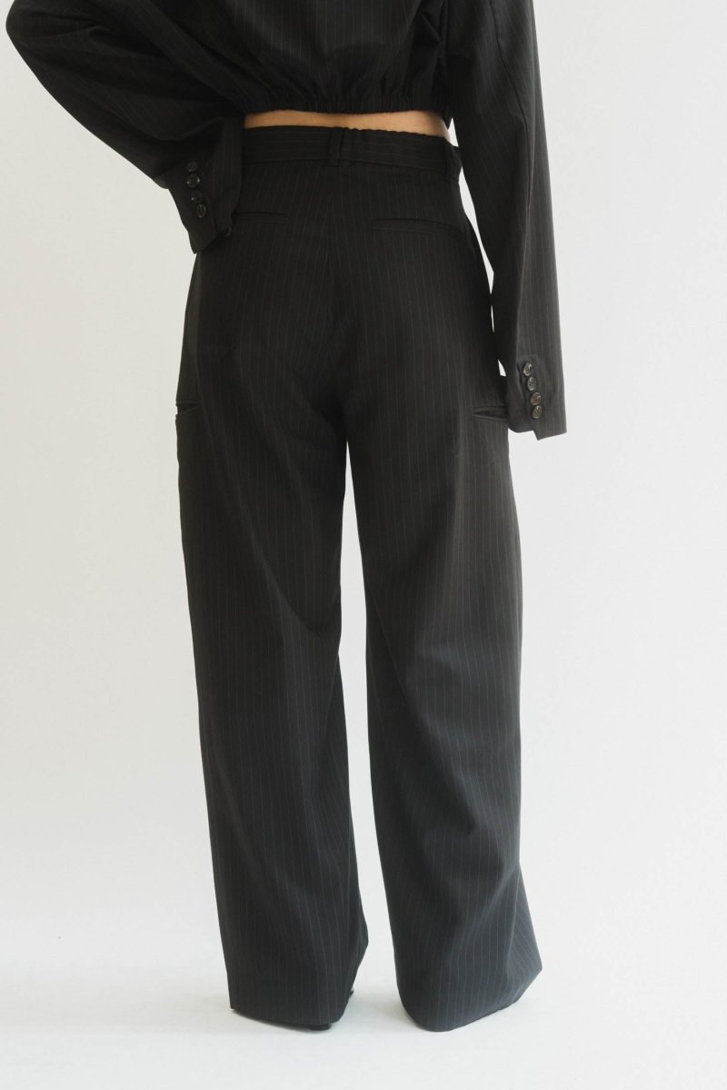 stripe unique slacks pants(unisex)/2color - KNUTH MARF
