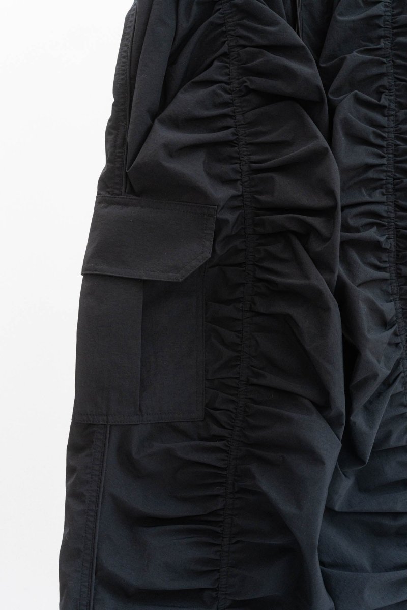 waterproof gathered pants/2color - KNUTH MARF