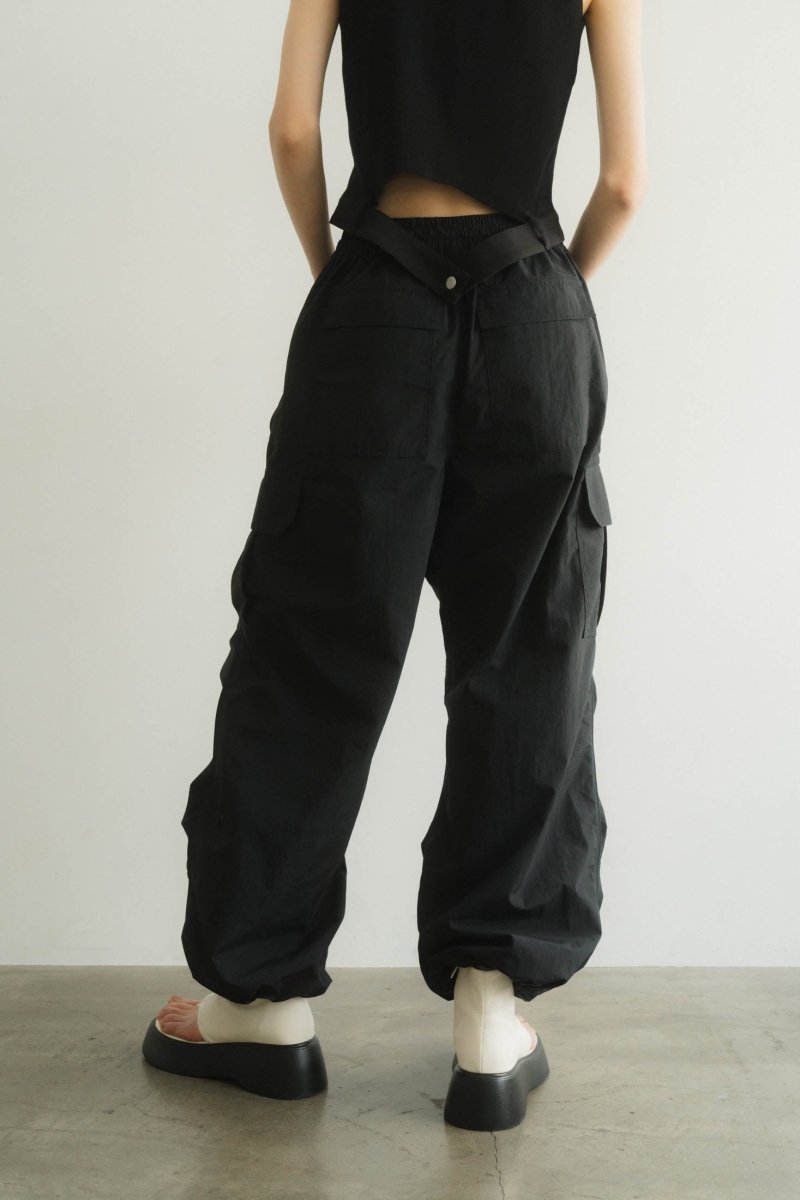 waterproof gathered pants/2color - KNUTH MARF