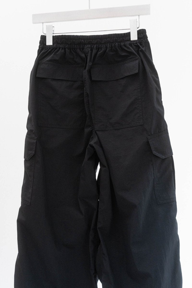 waterproof gathered pants/2color - KNUTH MARF