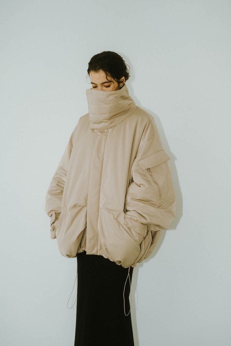 stand collar down jacket(unisex)/sandbeige | KNUTH MARF