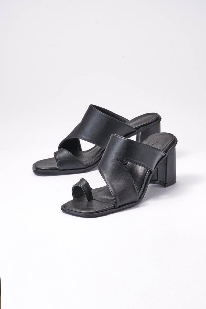asymmetry heel sandal  サンダル