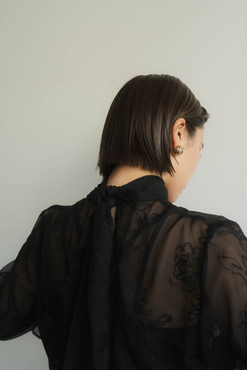 embroidery sheer blouse/black - KNUTH MARF