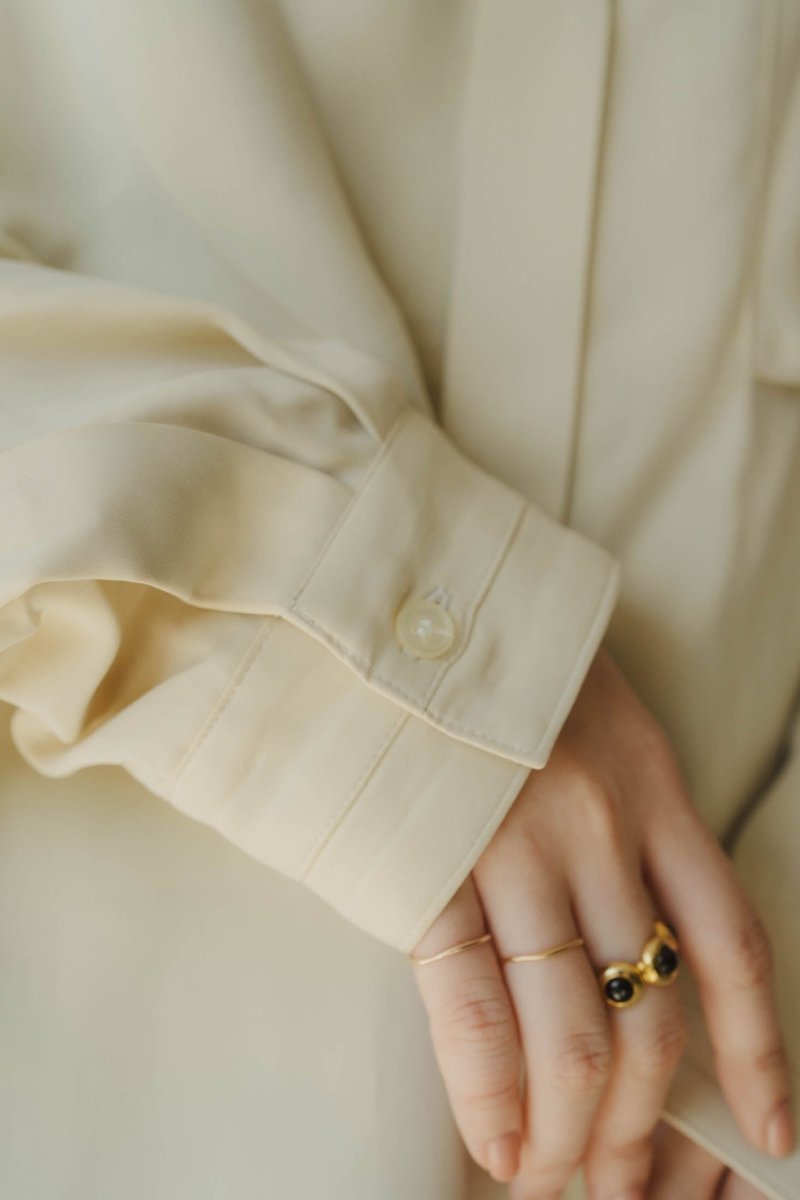 -high end- stand collar cupra shirt/ivory(unisex) - KNUTH MARF