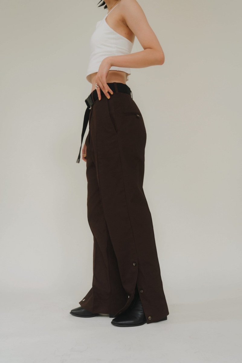 slit belt slacks pants/brown - KNUTH MARF