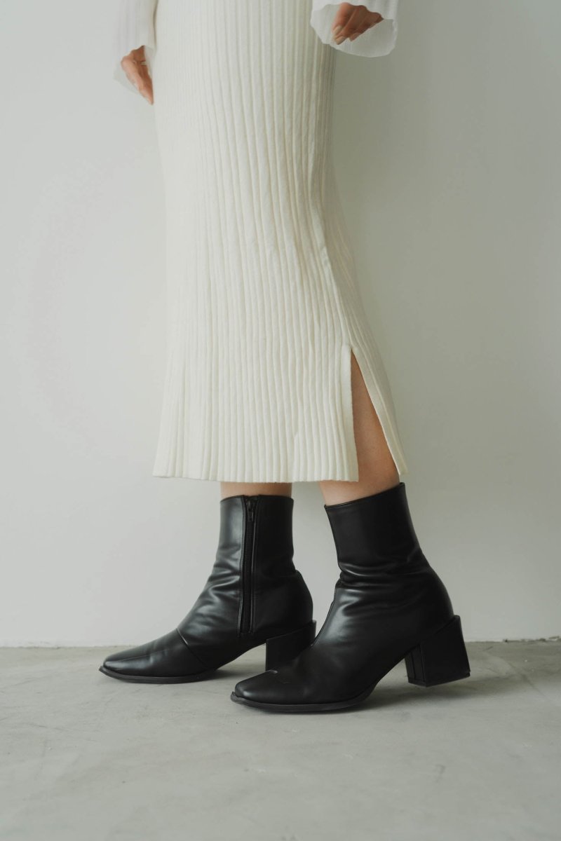 square neck one piece/white - KNUTH MARF