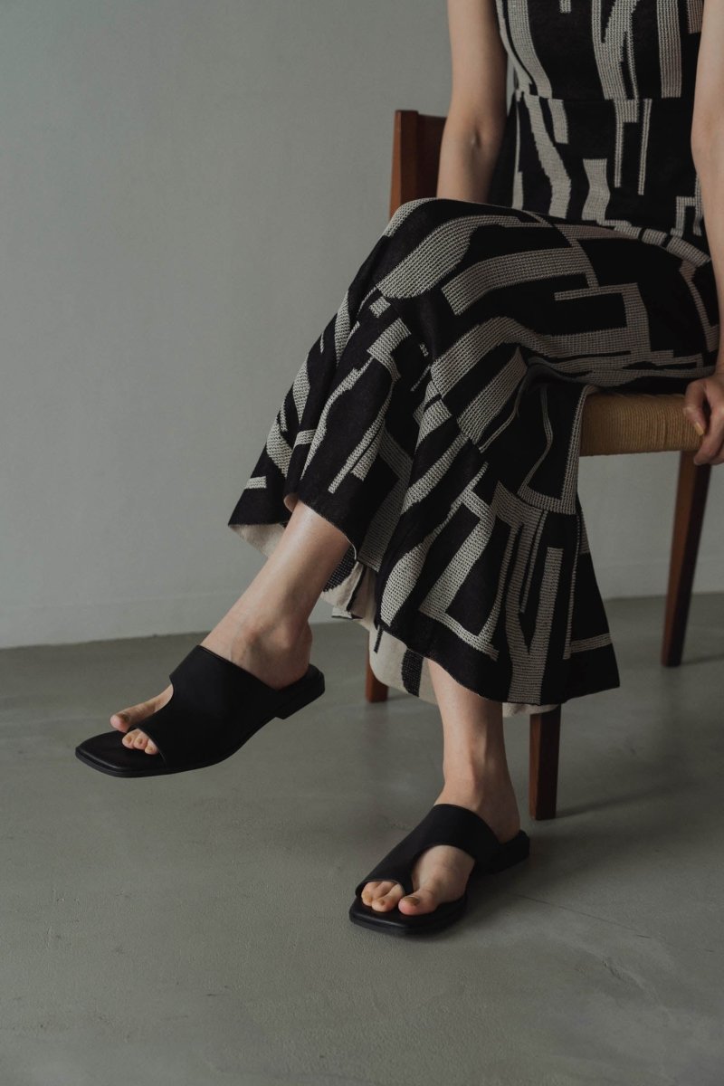 square unique sandal(black)/3size