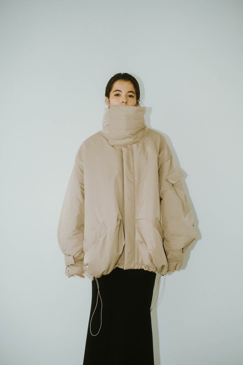 stand collar down jacket(unisex)/sandbeige | KNUTH MARF