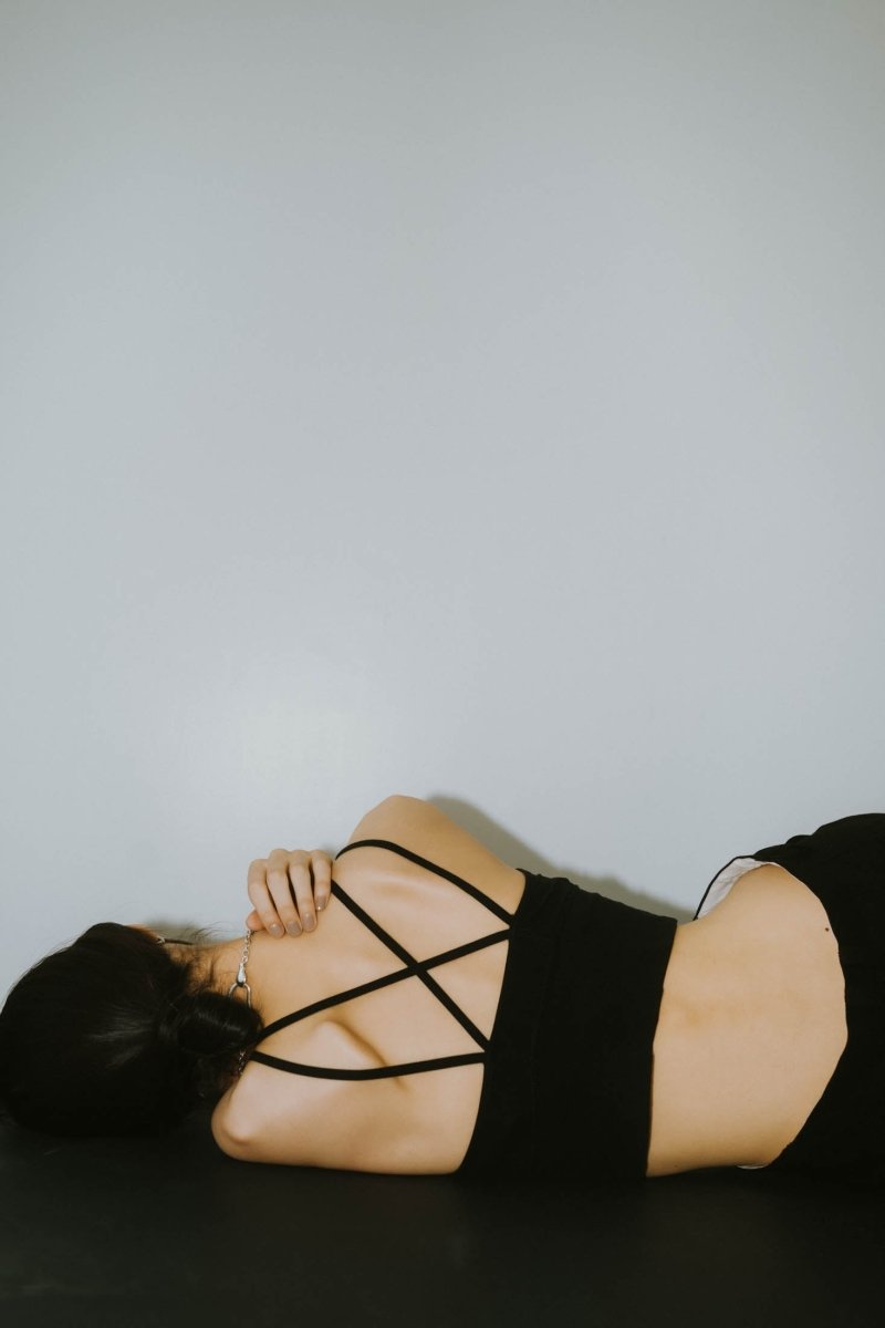 Vneck bra top/black - KNUTH MARF