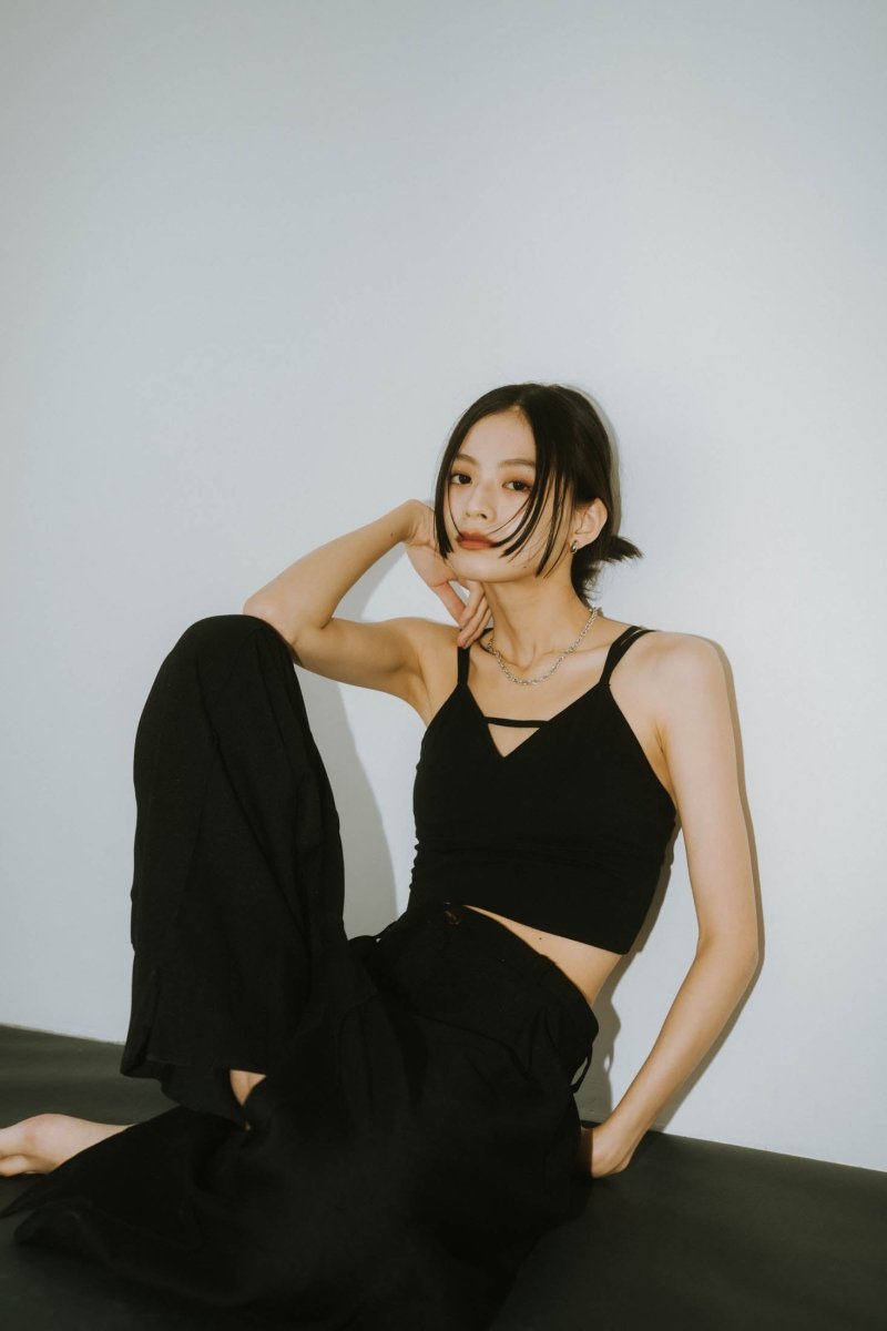 Vneck bra top/black - KNUTH MARF