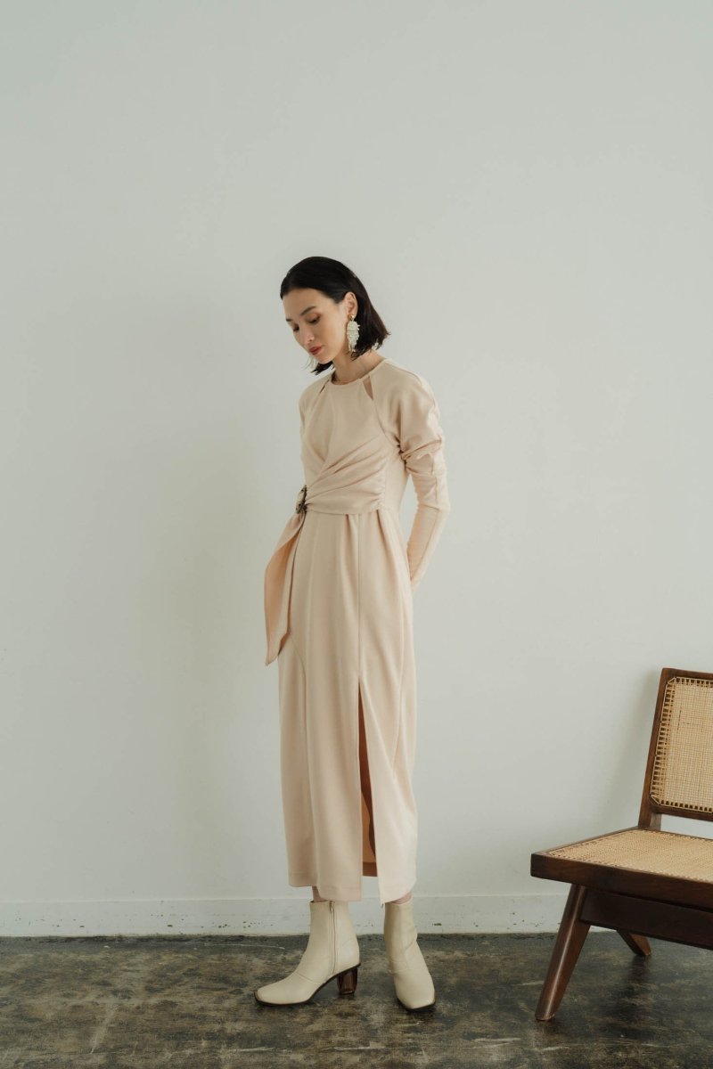 waist mark slit one piece/light beige - KNUTH MARF