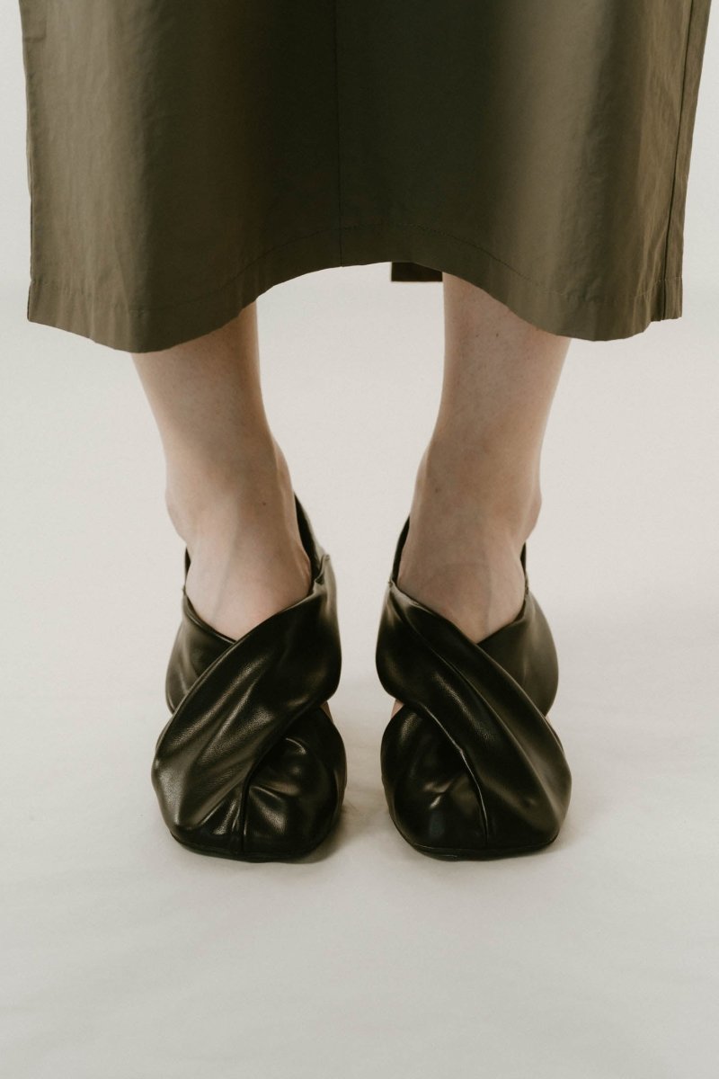2way cross design pumps/3color - KNUTH MARF
