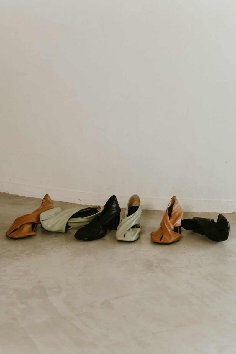 2way cross design pumps/3color - KNUTH MARF
