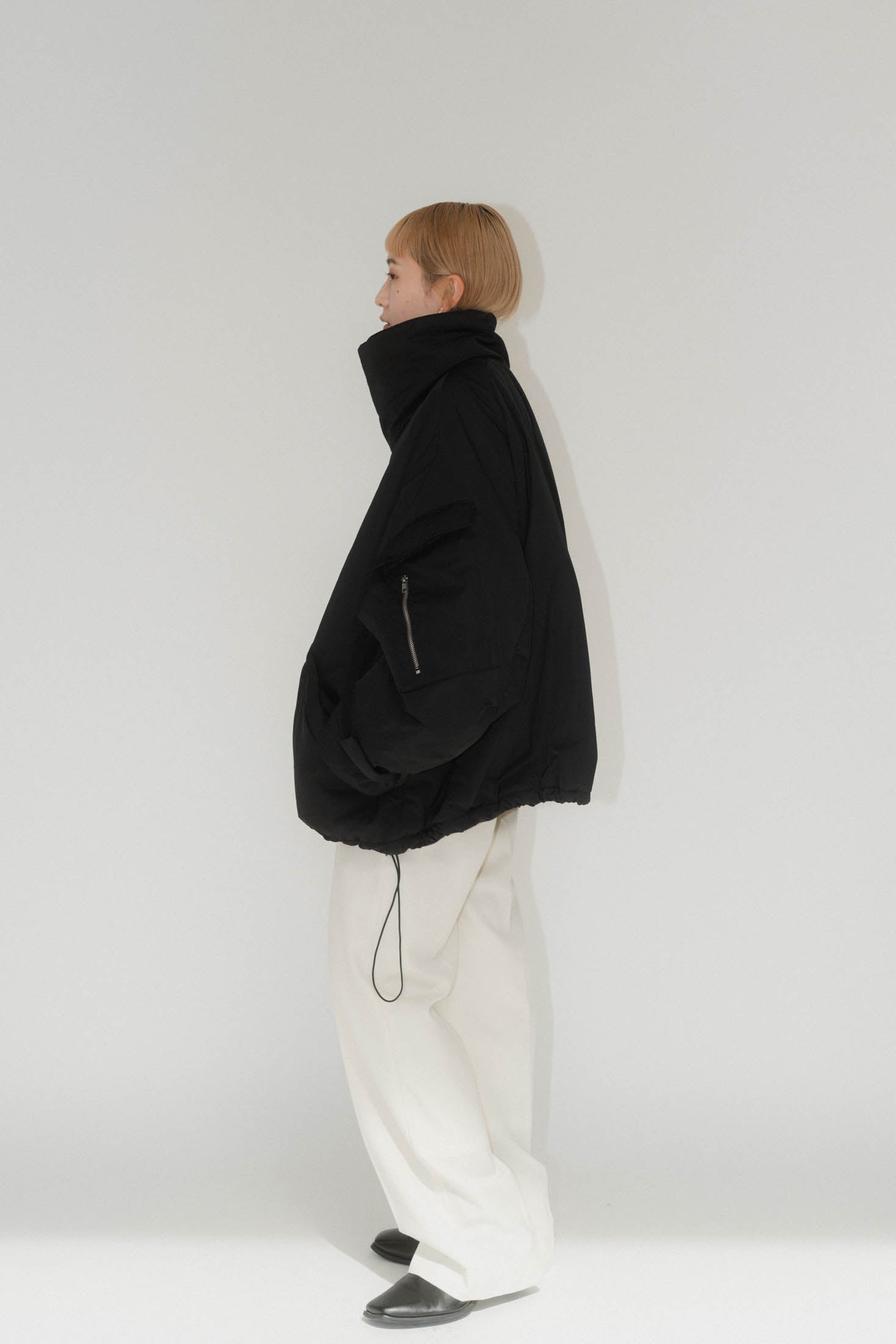 stand collar down jacket(unisex）black | KNUTH MARF