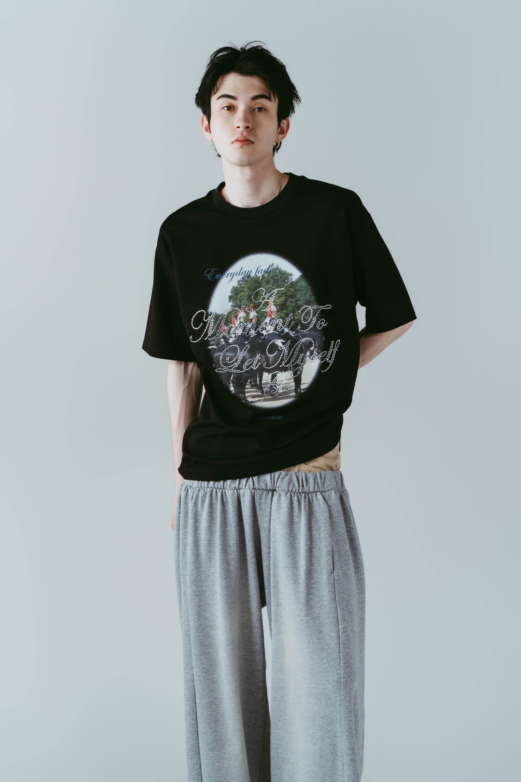 rhinestone graphic tee(unisex)/black