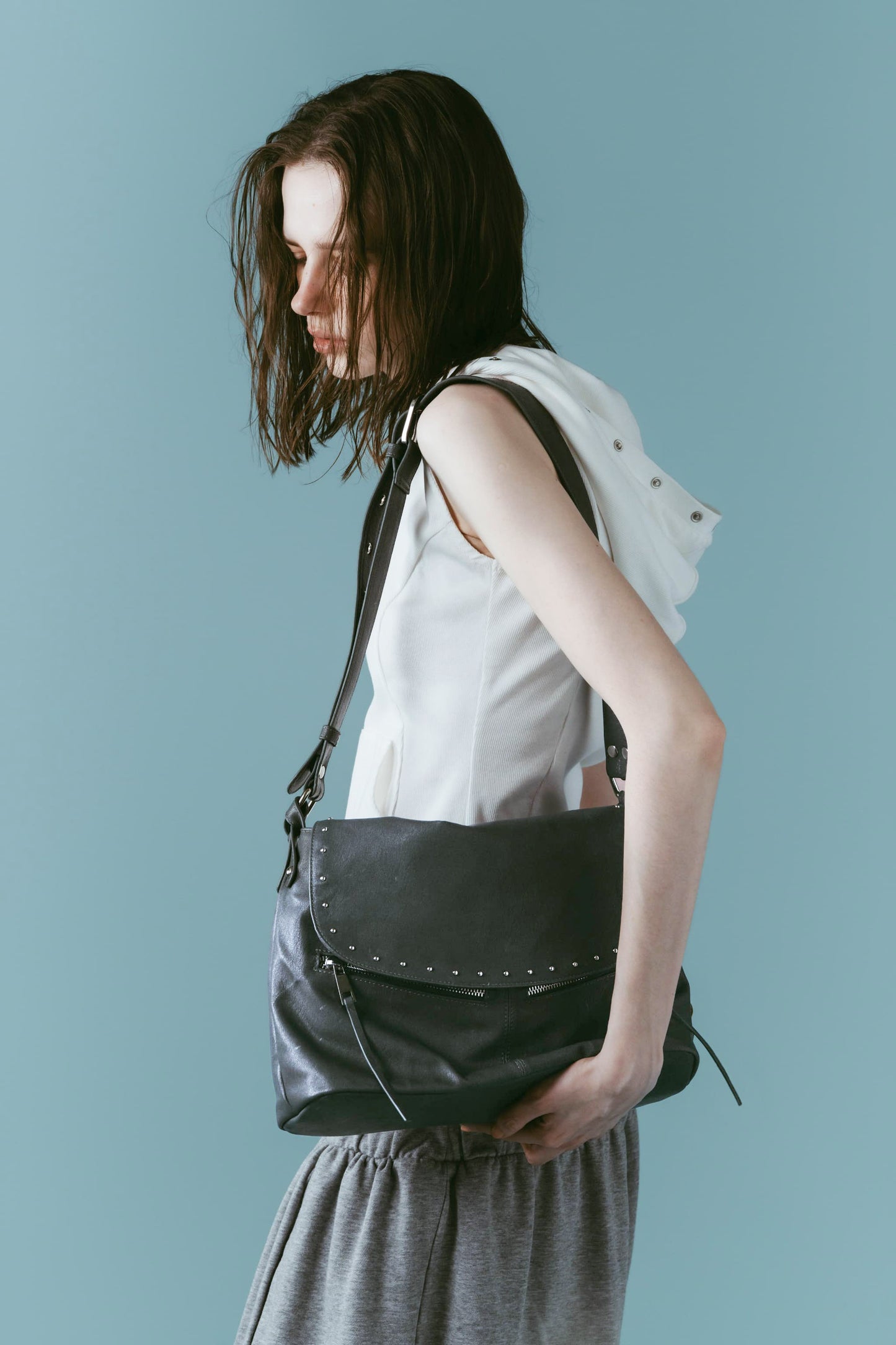 studded shoulder bag/2color
