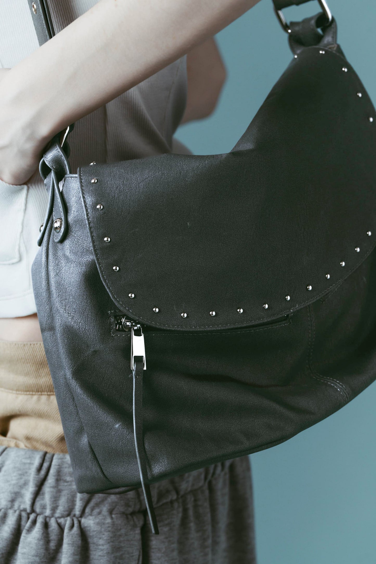 studded shoulder bag/2color