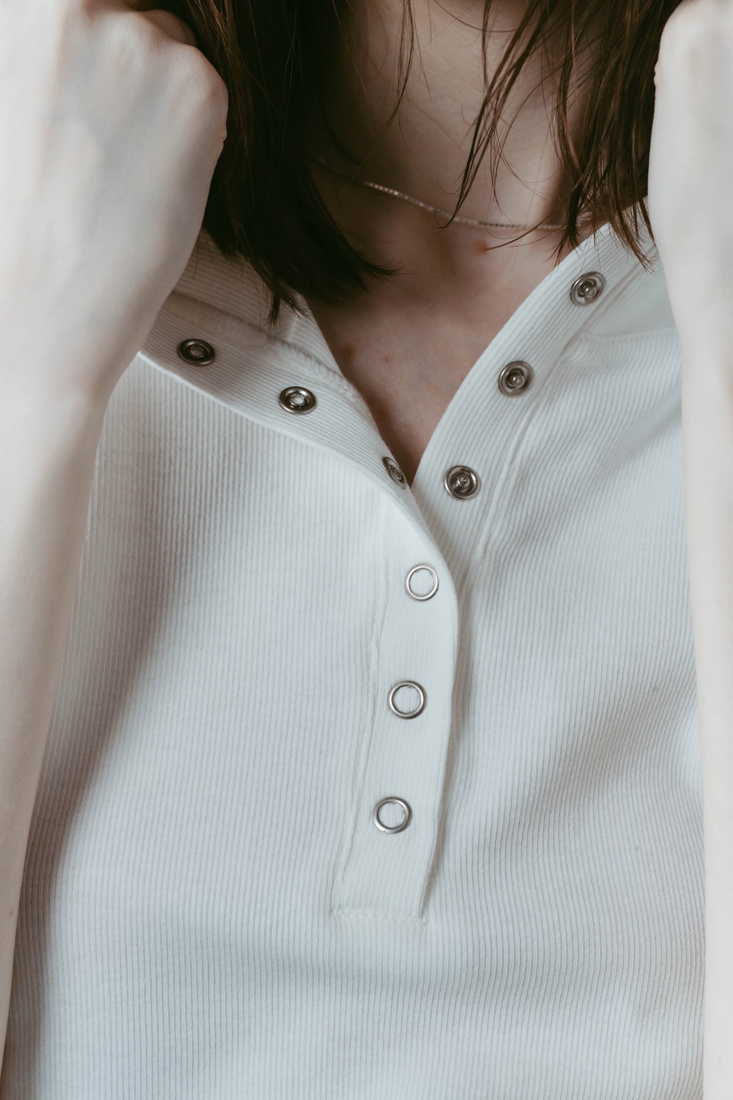 snap-button hoodie/white