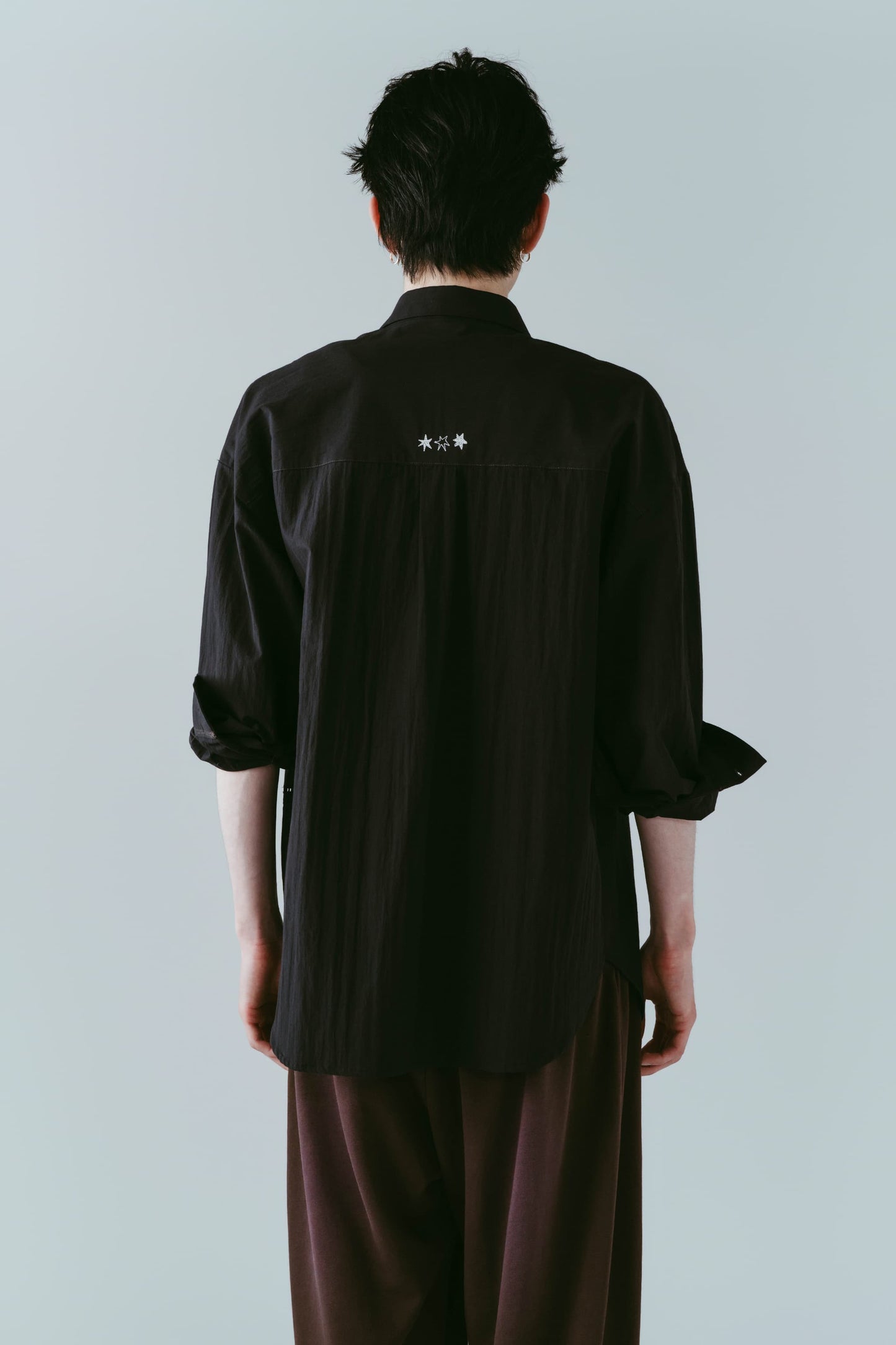 embroidered shirt(unisex)/black