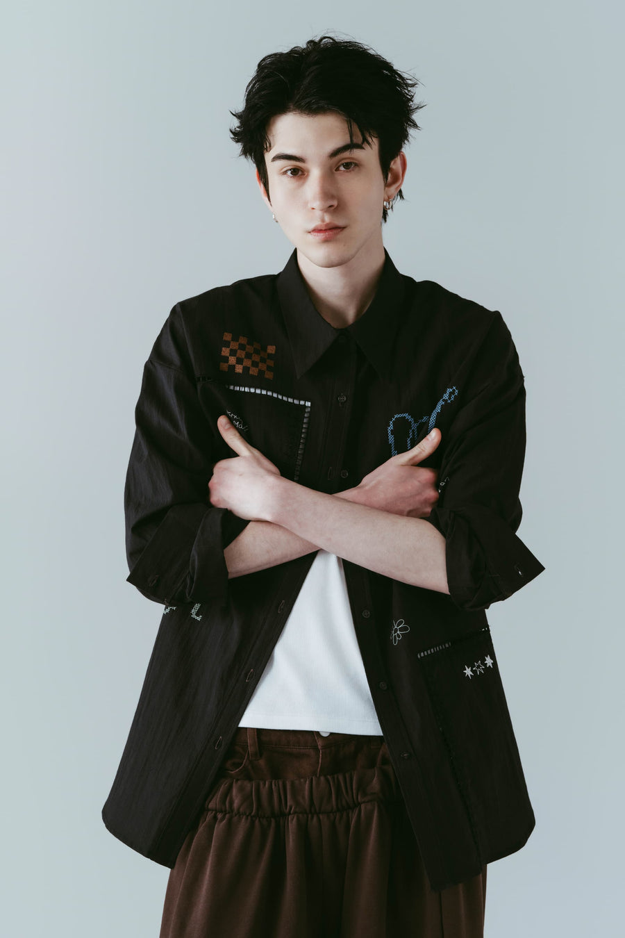 embroidered shirt(unisex)/black