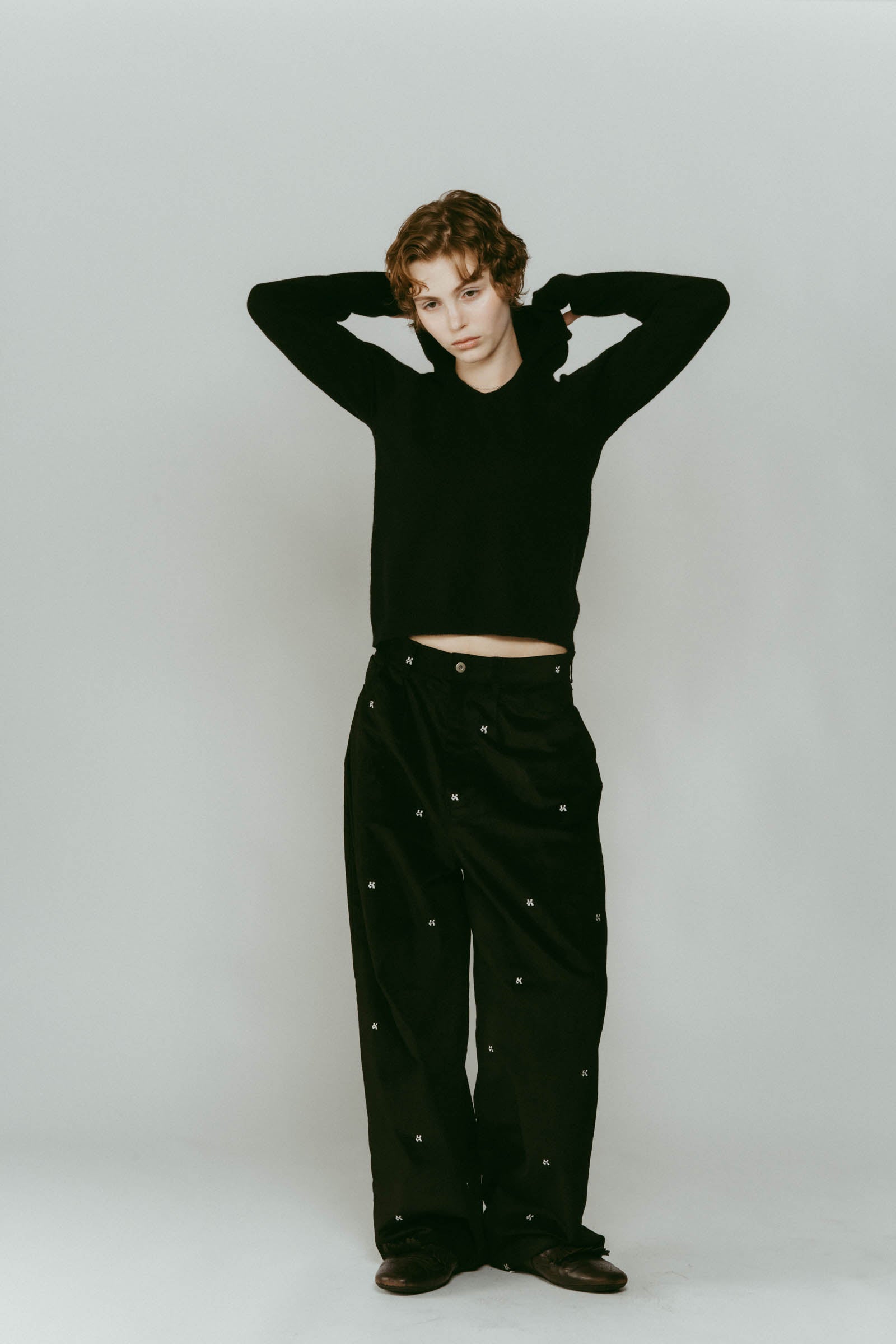 slim hooded knit/black