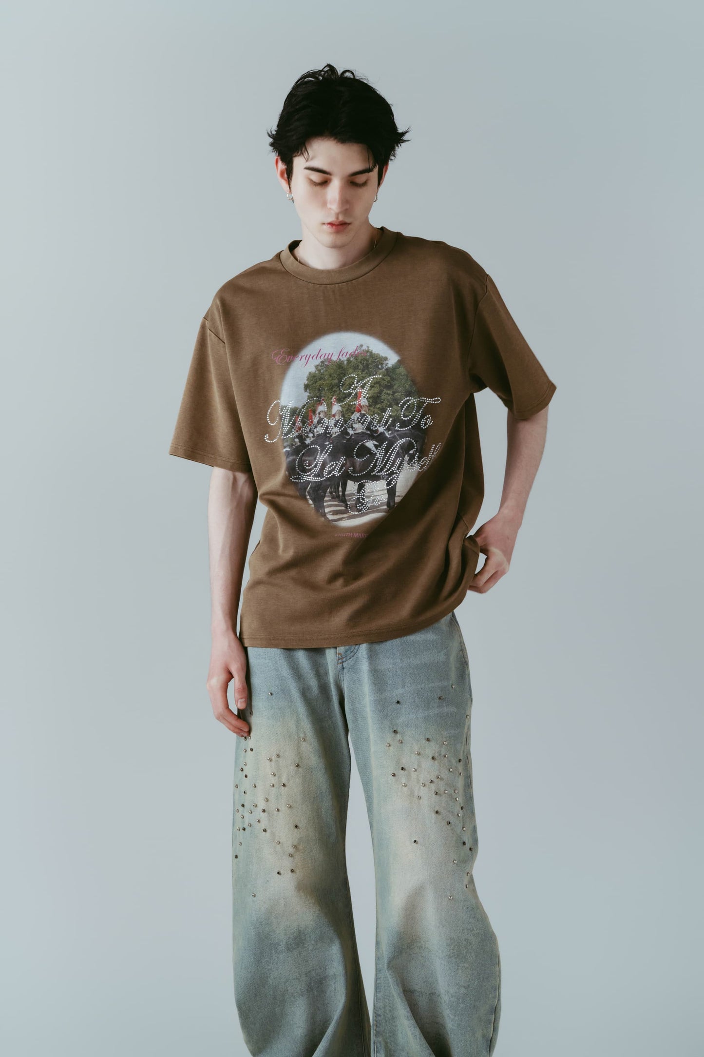 rhinestone graphic tee(unisex)/beige