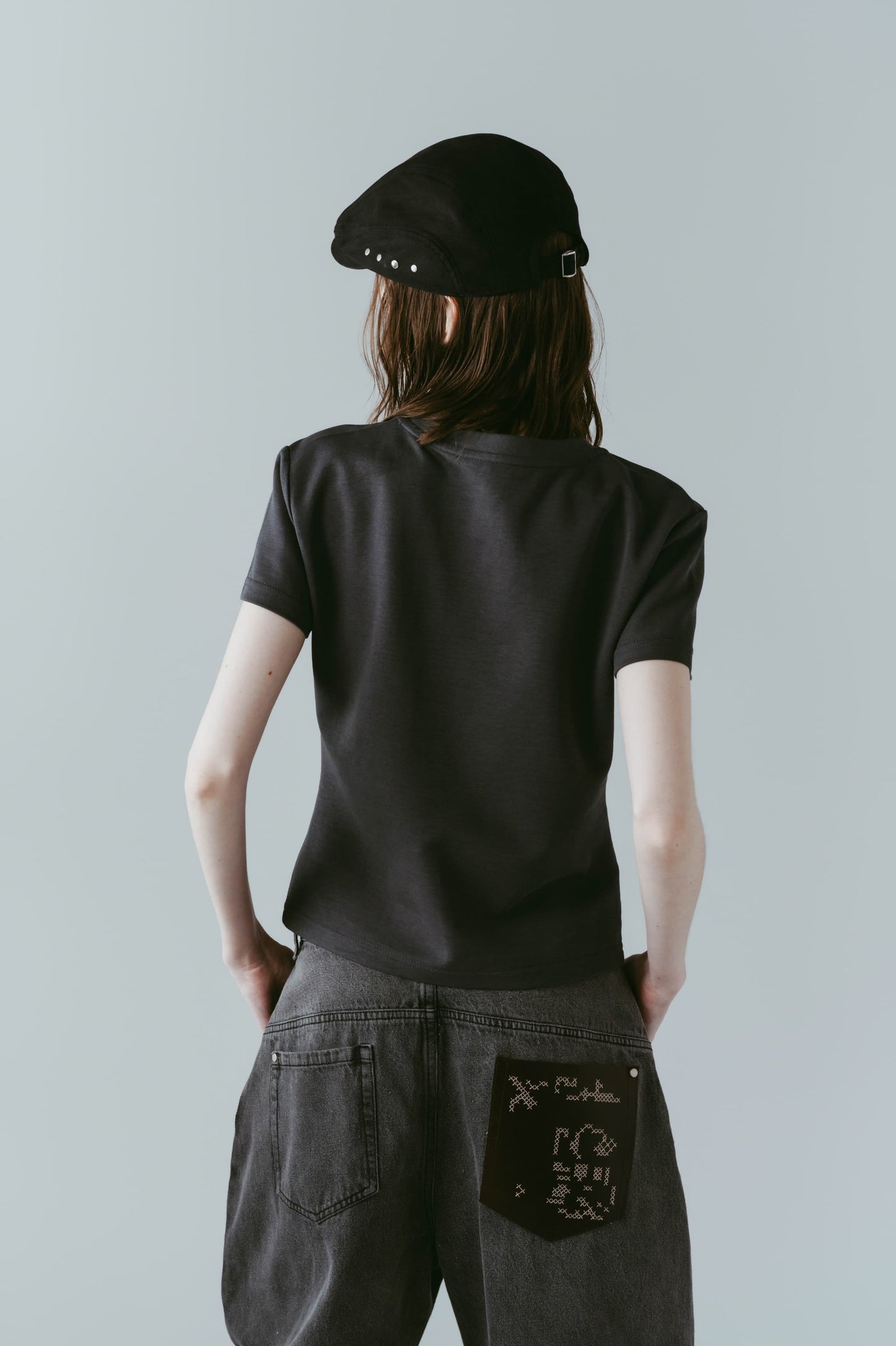 studded hunting cap/black