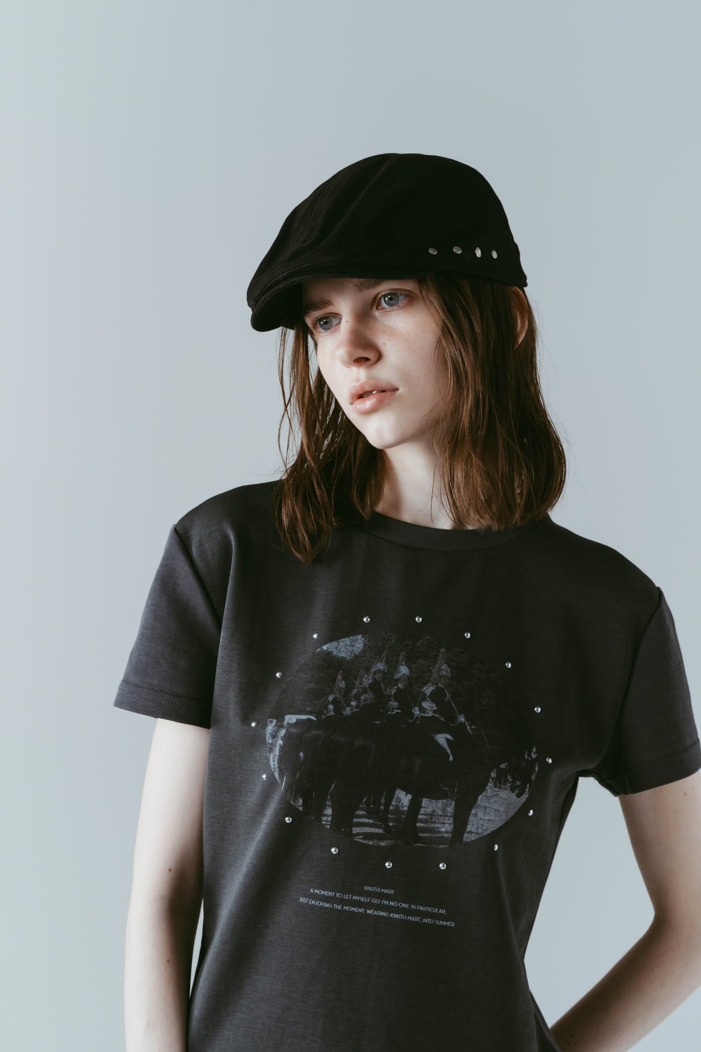 studded hunting cap/black